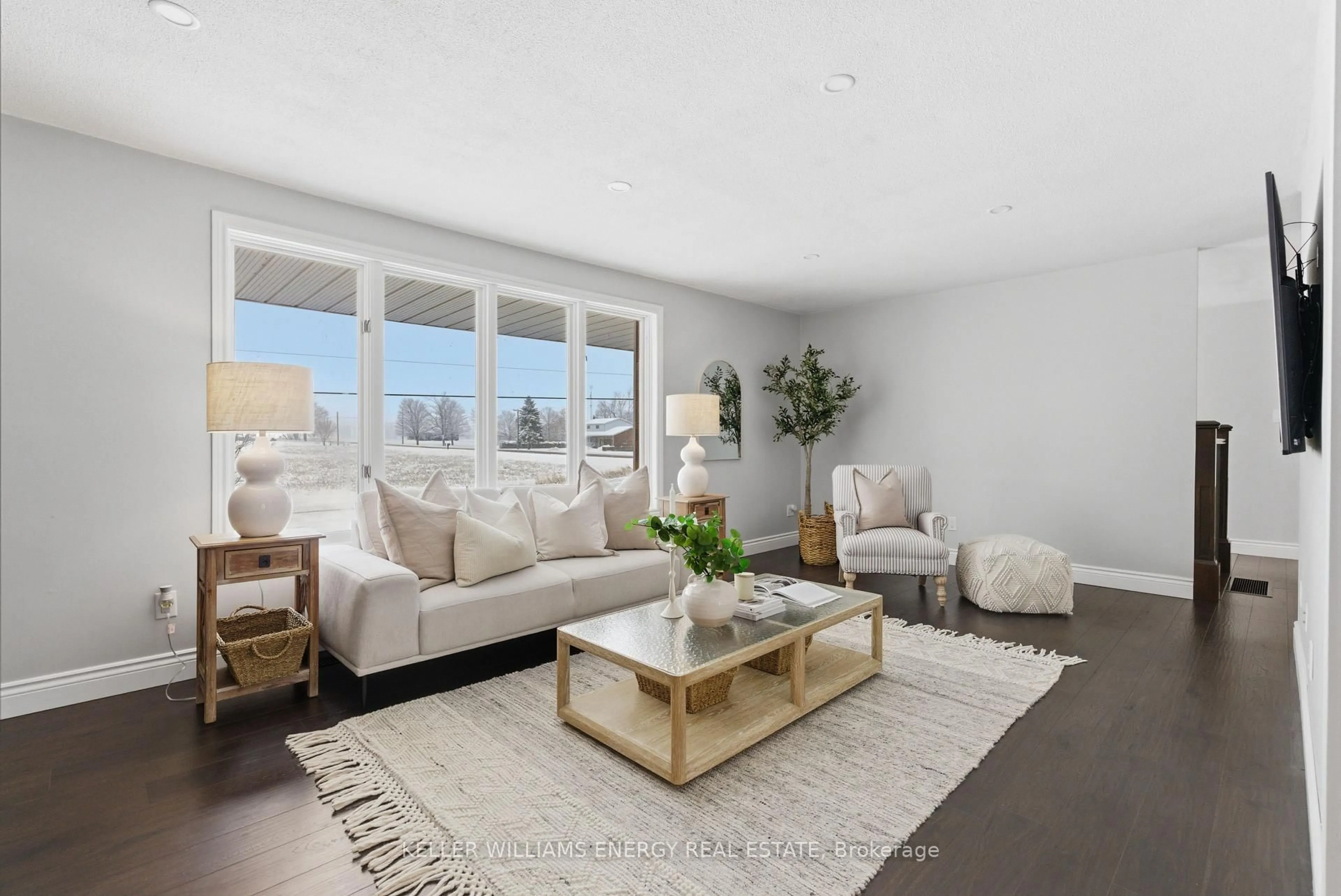 Living room with furniture, unknown for 307 Fleetwood Rd, Kawartha Lakes Ontario L0B 1K0