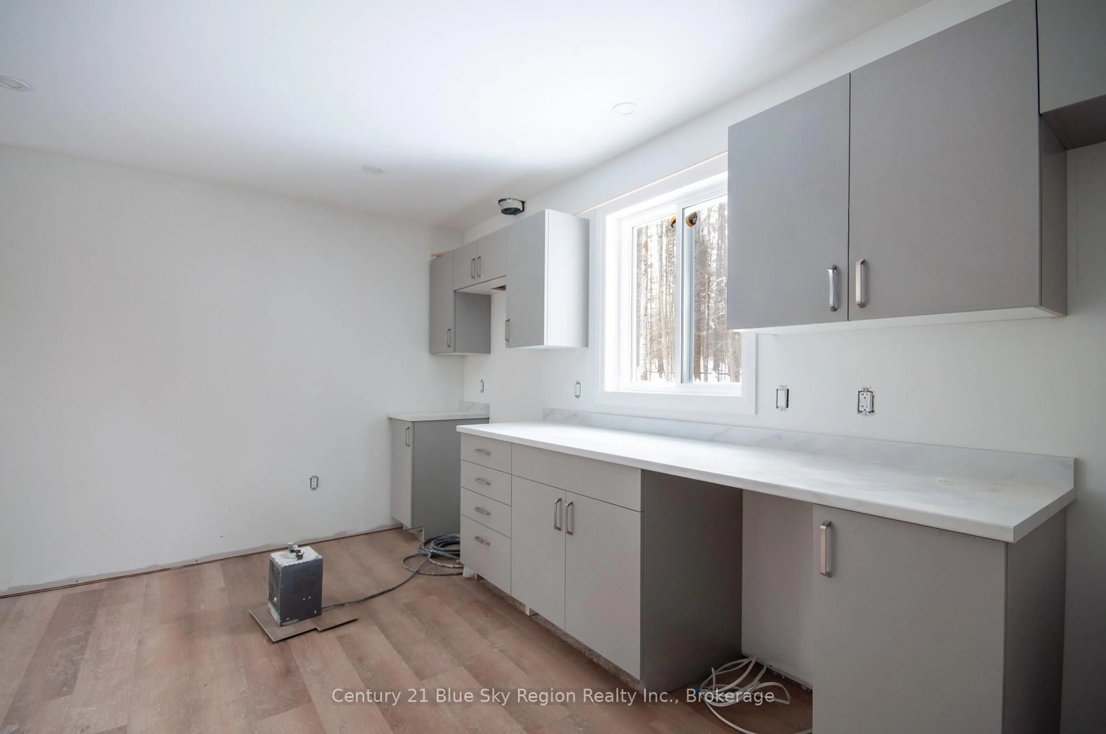 Standard kitchen, unknown for 113 RIVERSIDE Dr, Bonfield Ontario P0H 1E0