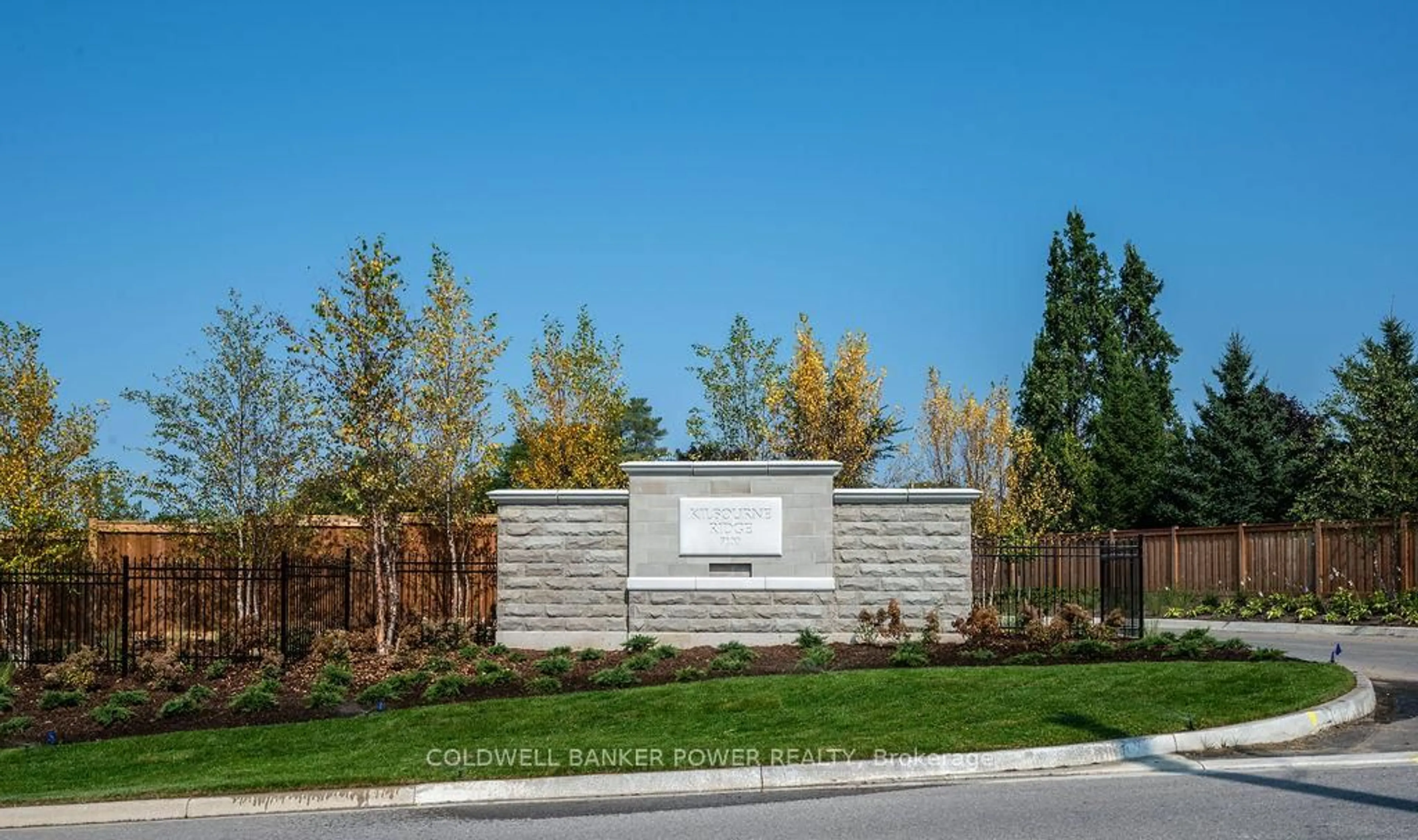 Unknown for 7100 Kilbourne Rd #4, London South Ontario N6P 0L7