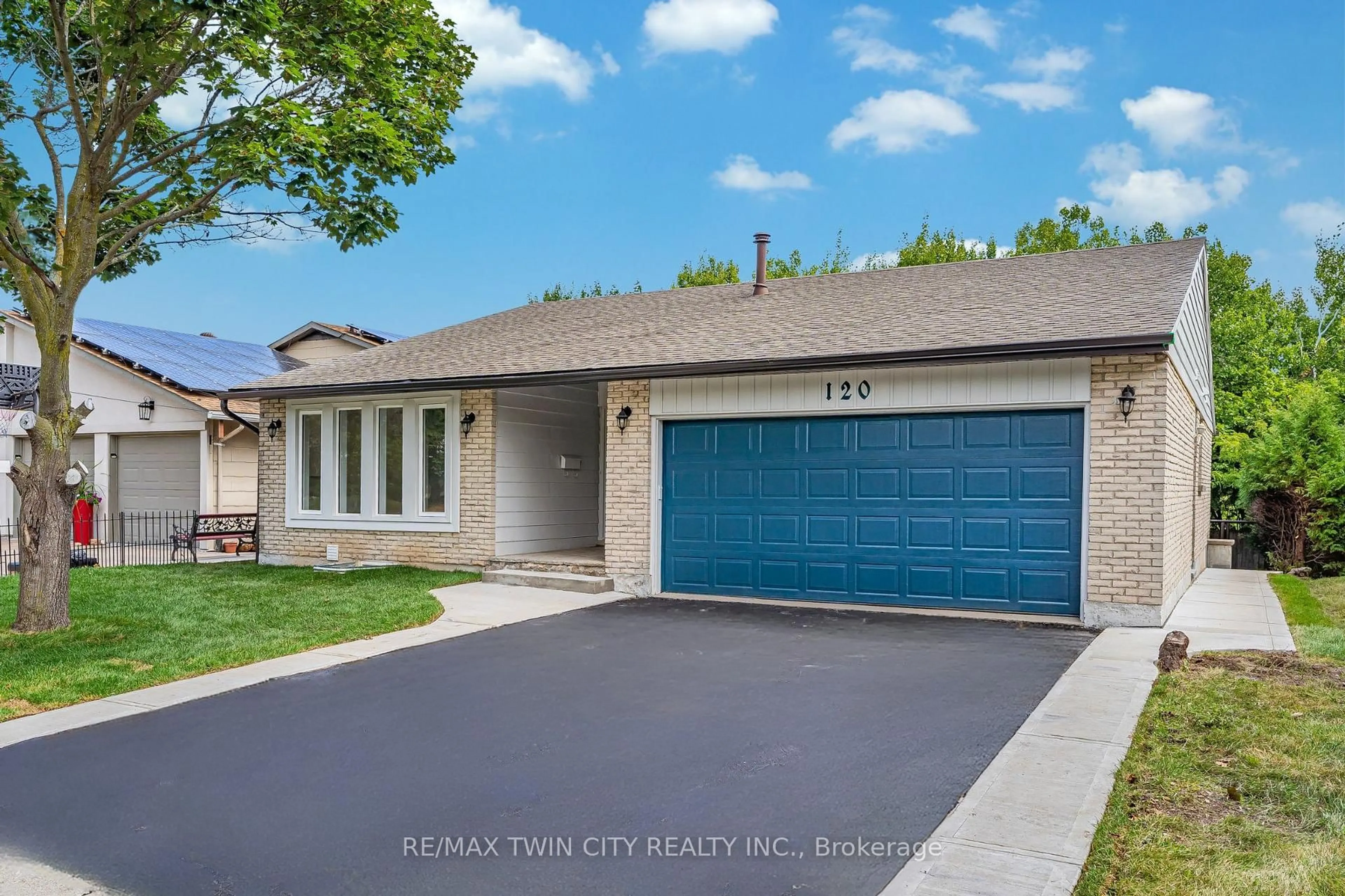 Home with vinyl exterior material, street for 120 Westheights Dr, Kitchener Ontario N2N 1J9