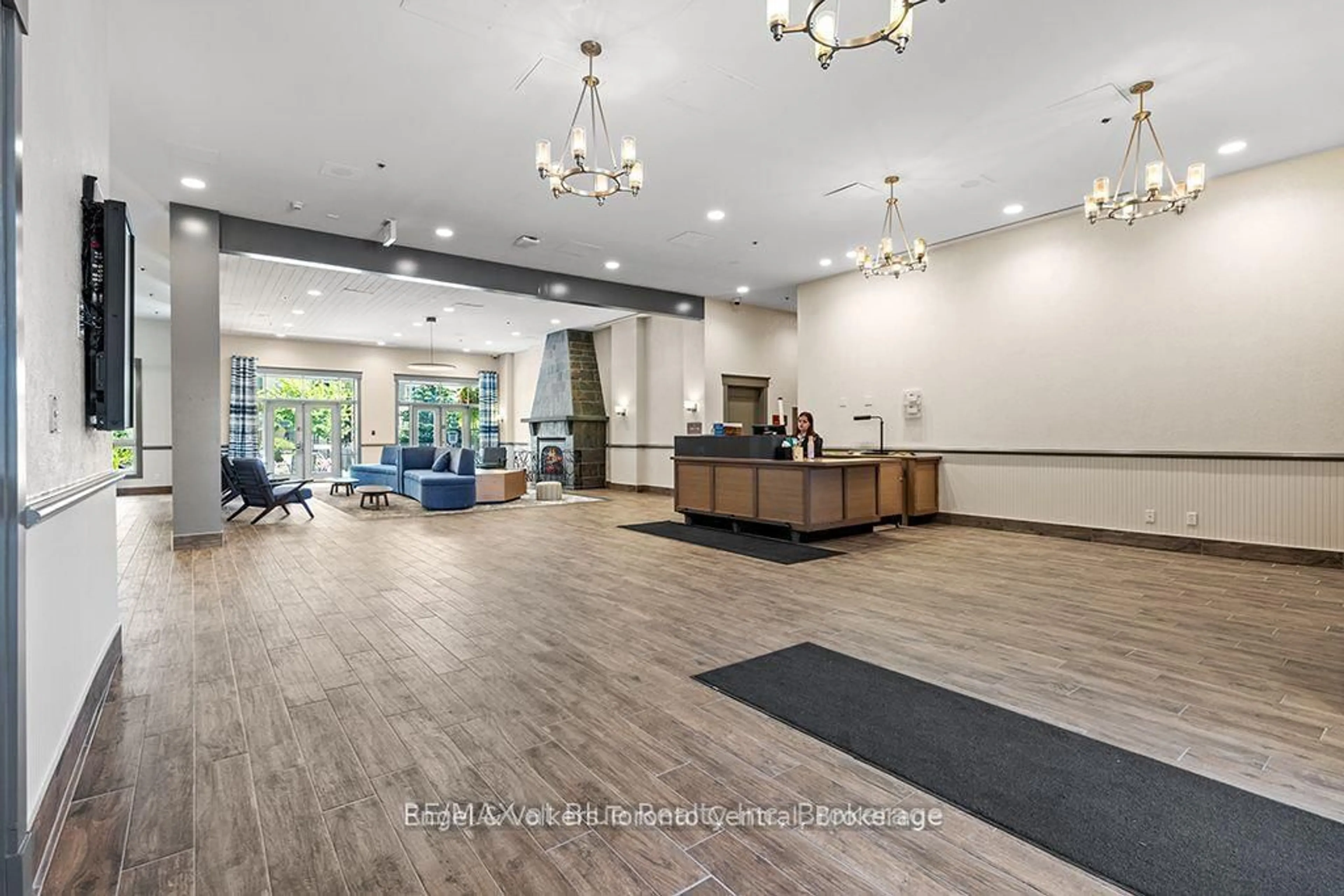 Lobby for 170 JOZO WEIDER Blvd #142, Blue Mountains Ontario L9Y 0V2