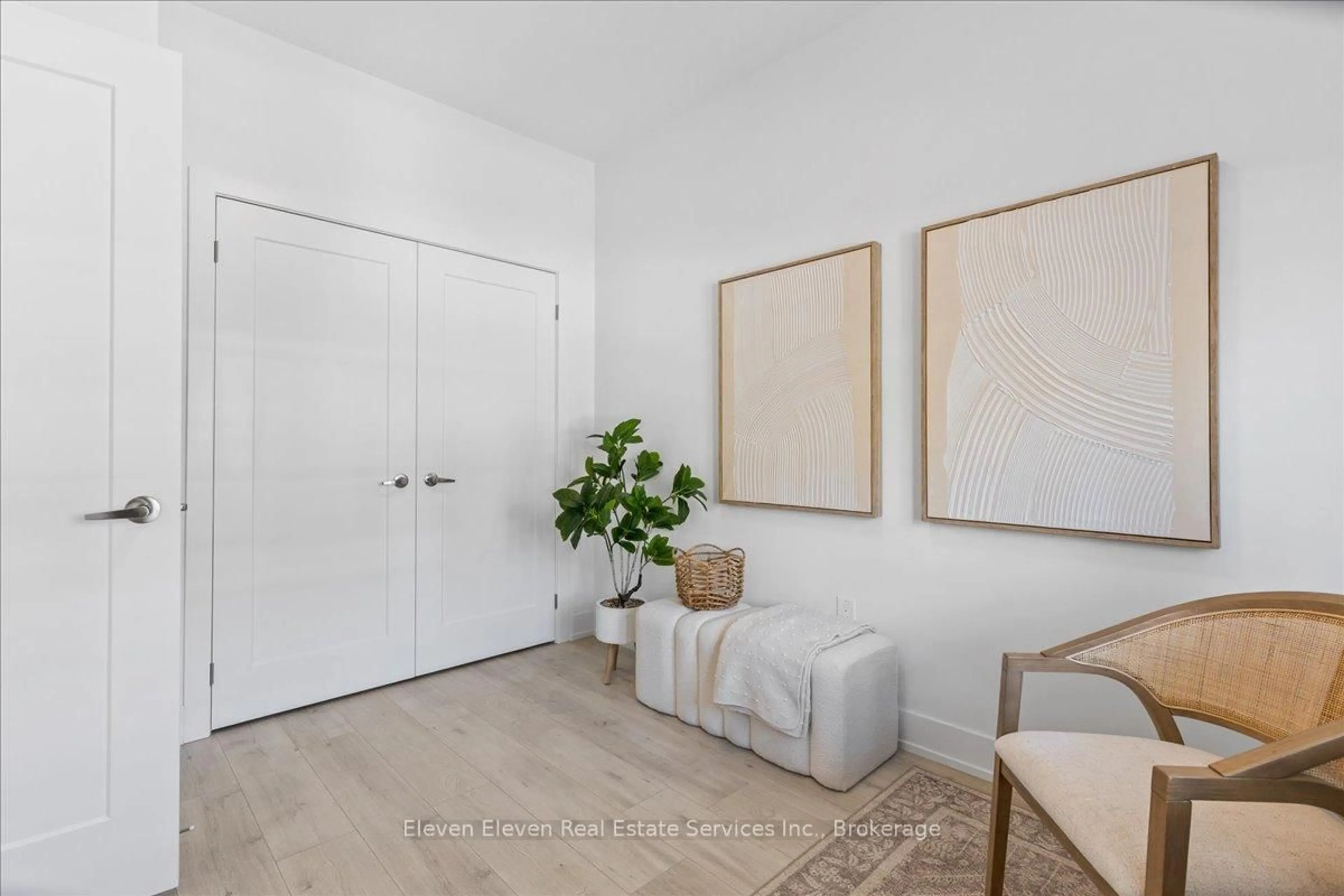 Indoor entryway for 146 Tempera St, Stratford Ontario N5A 0L6