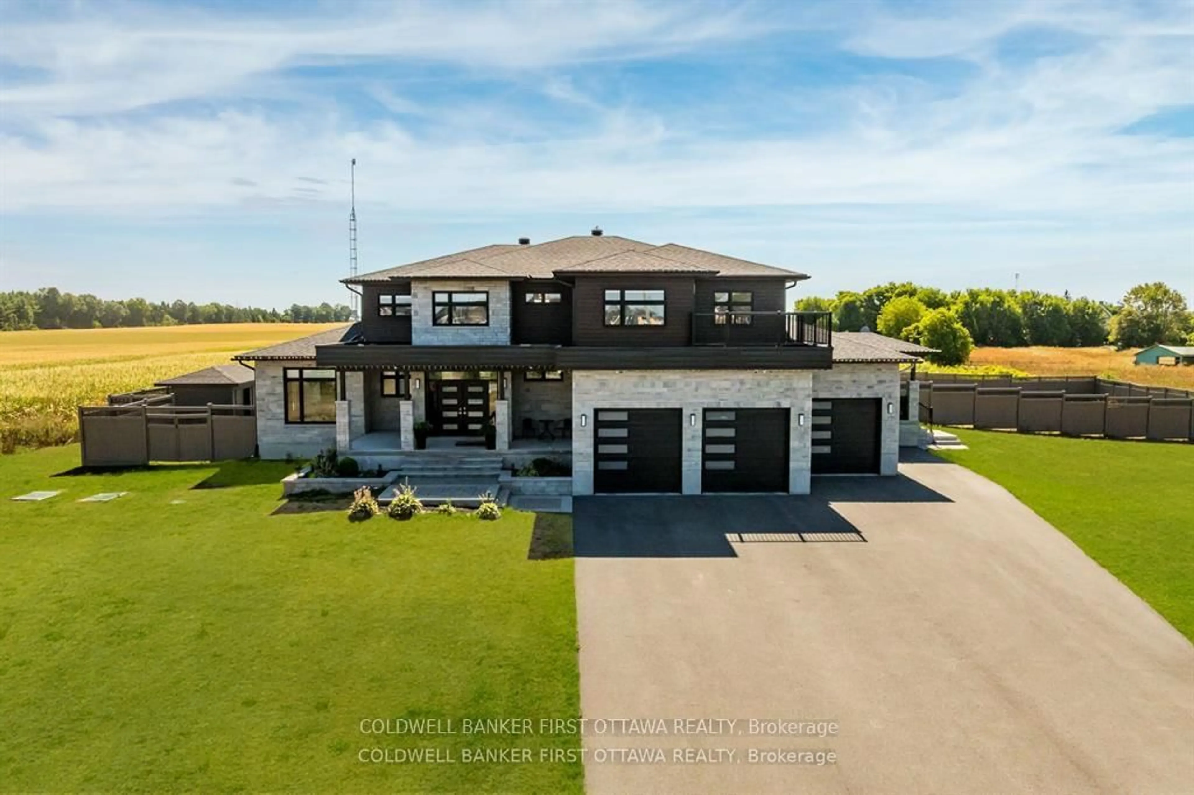 A pic from outside/outdoor area/front of a property/back of a property/a pic from drone, building for 5758 Fernbank Rd, Ottawa Ontario K2S 1B6