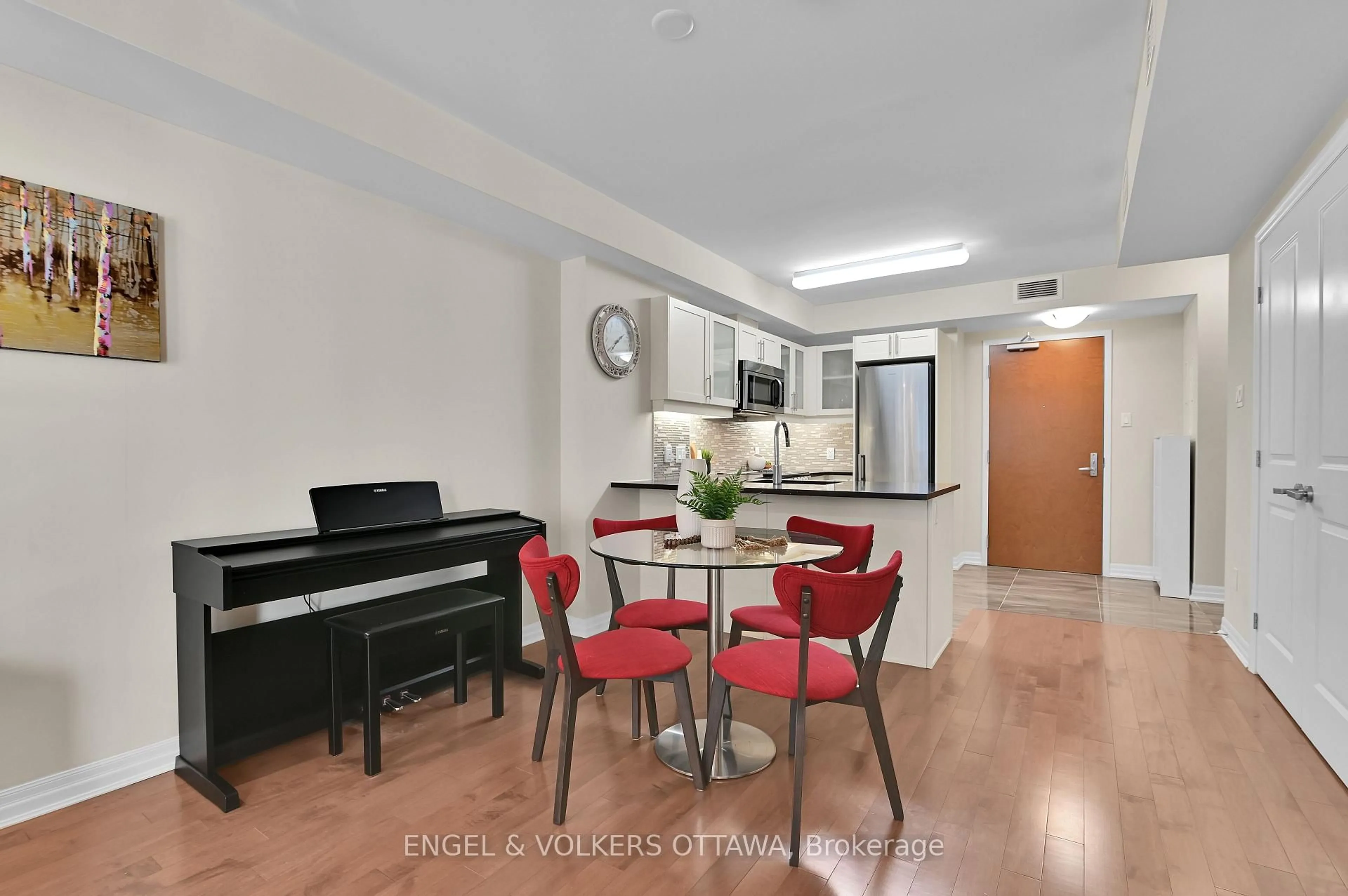 Unknown for 195 Besserer St #1507, Ottawa Ontario K1N 0B6