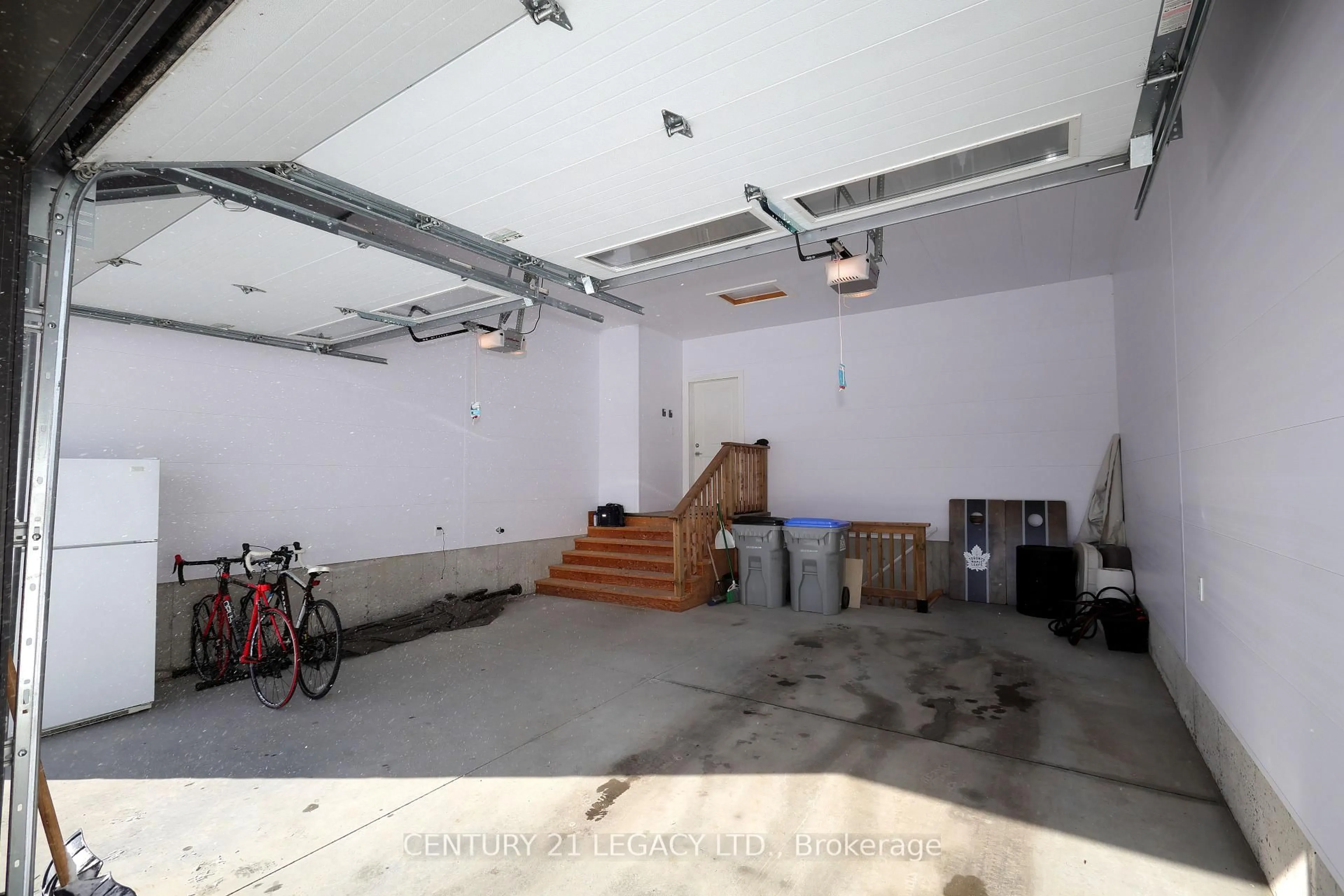 Indoor garage for 675 Winchester Ave, North Perth Ontario N4W 0J9