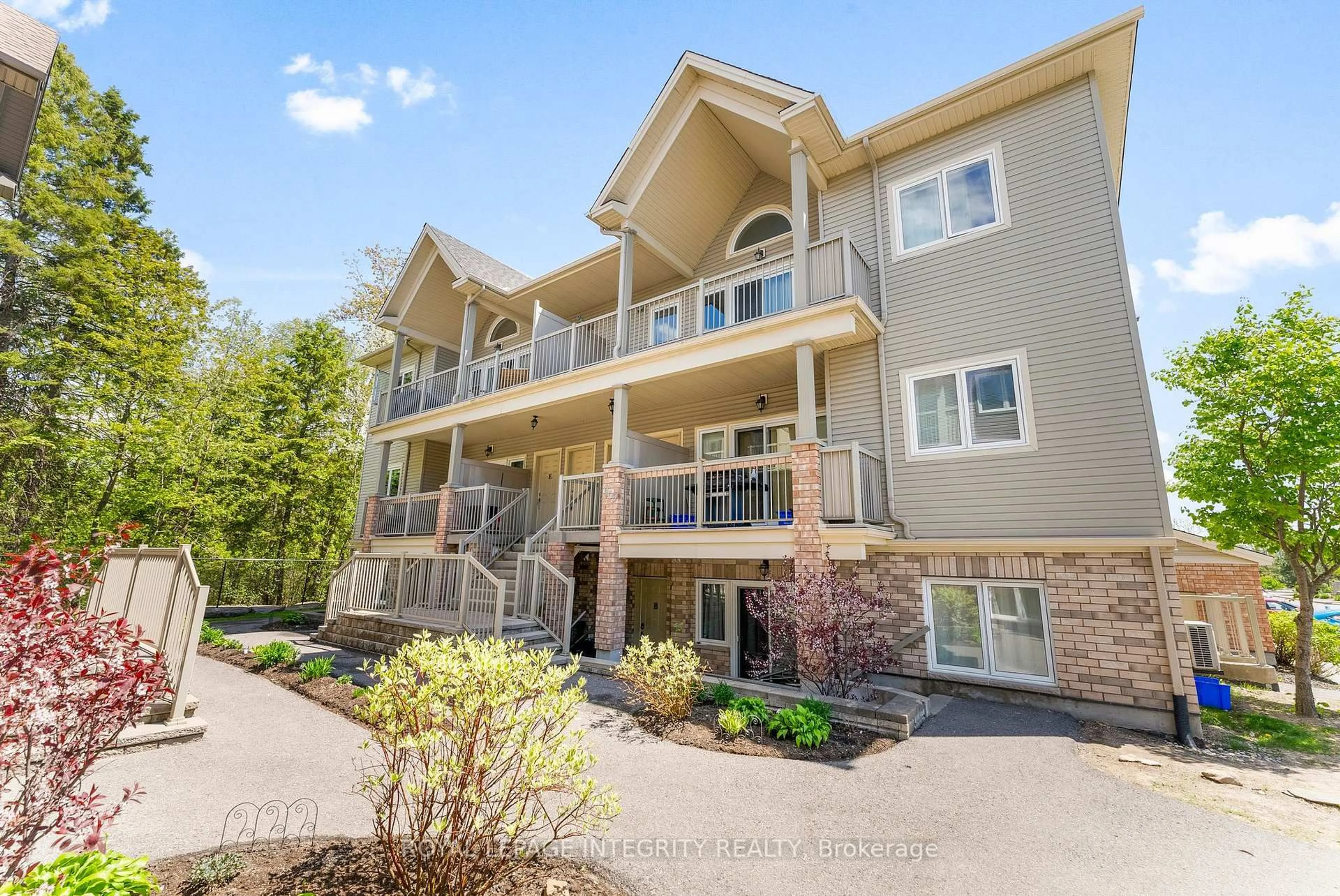 Patio, water/lake/river/ocean view for 1109 STITTSVILLE MAIN St #I, Ottawa Ontario K2S 0C6