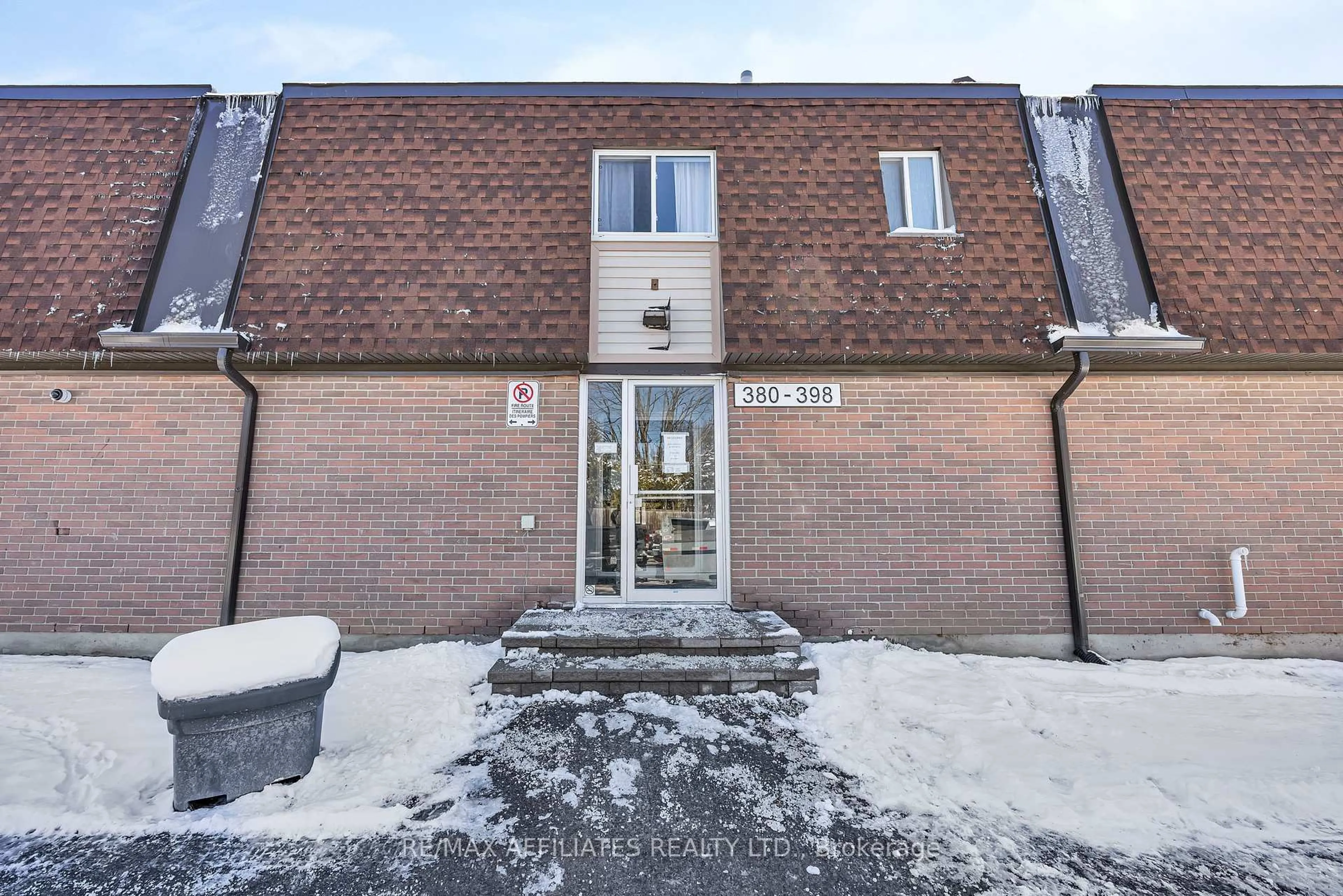 Unknown for 392 Garden Glen Private #67, Ottawa Ontario K2G 1E4