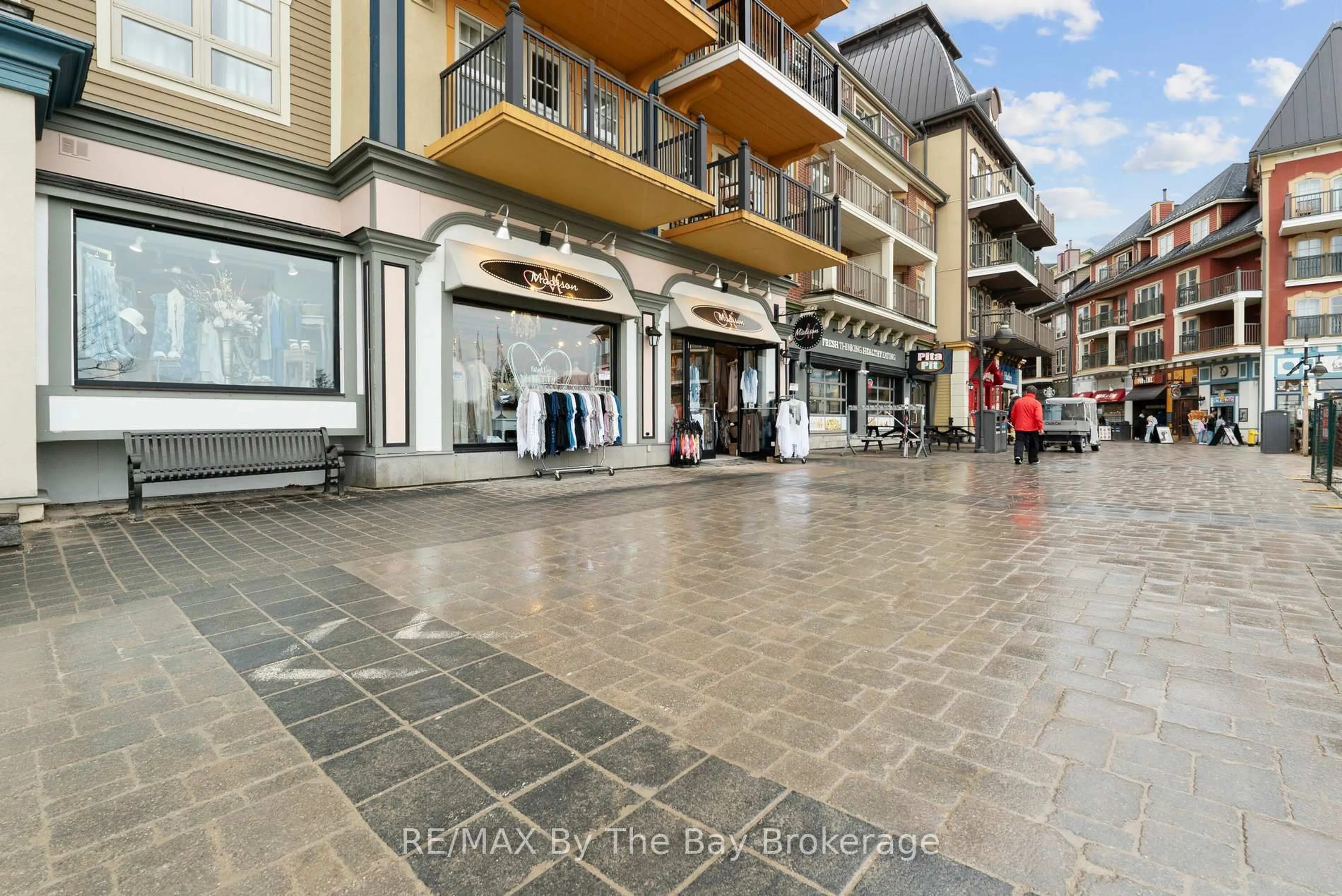 Patio, street for 170 Jozo Weider Blvd #317, Blue Mountains Ontario L9Y 0V2