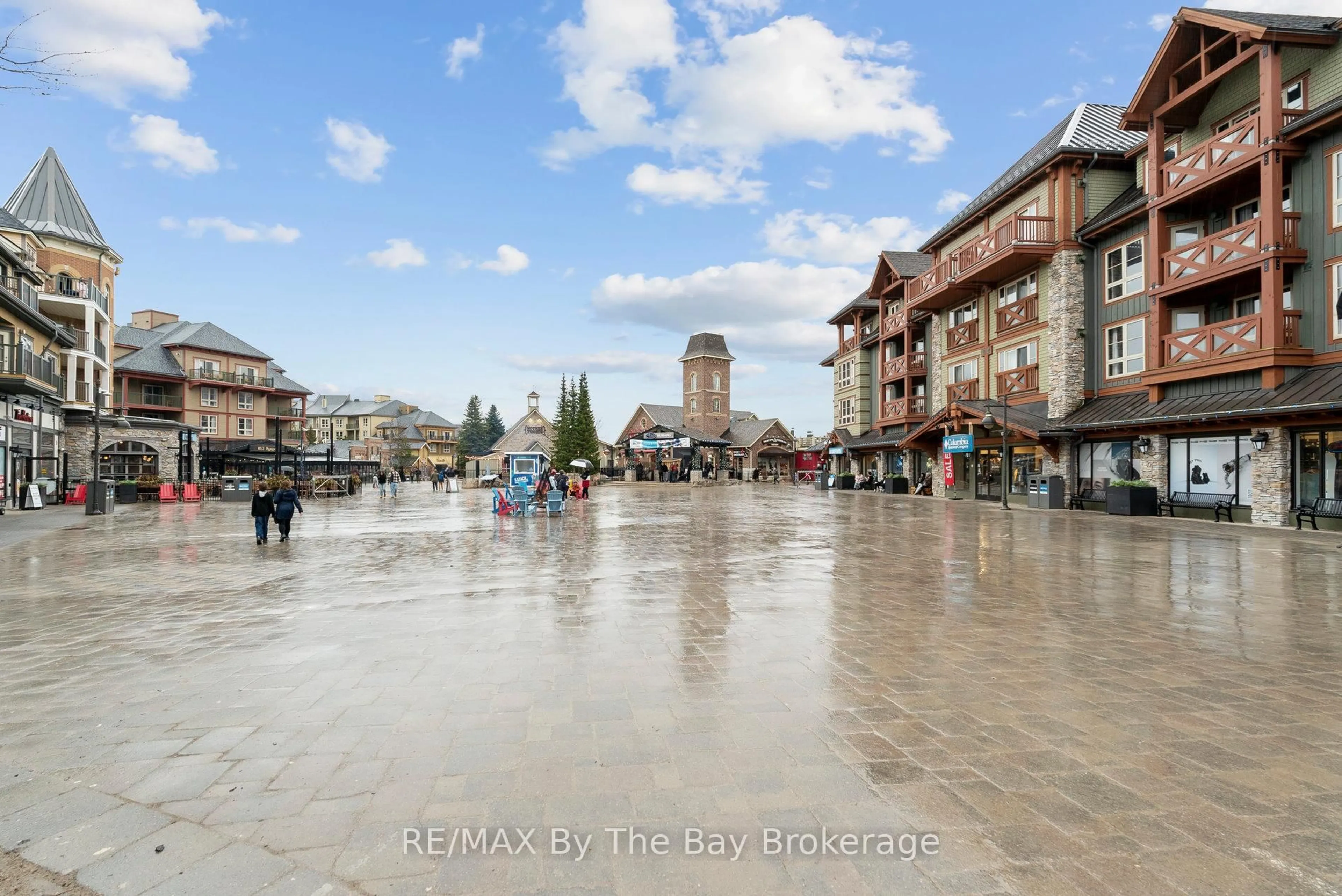 Blurry image for 170 Jozo Weider Blvd #317, Blue Mountains Ontario L9Y 0V2