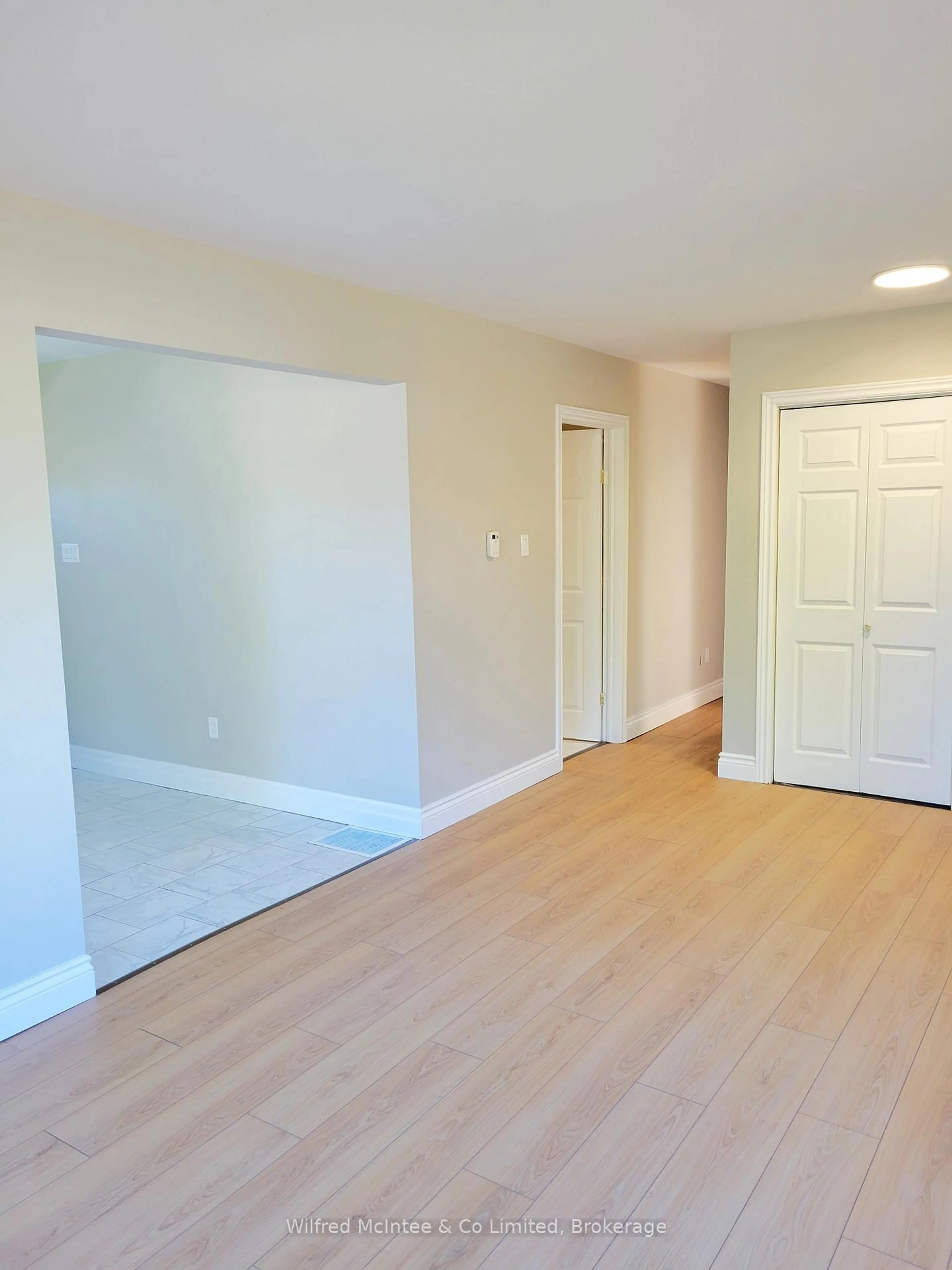 A pic of a room for 104 MEADOWS Dr, West Grey Ontario N4N 3B8