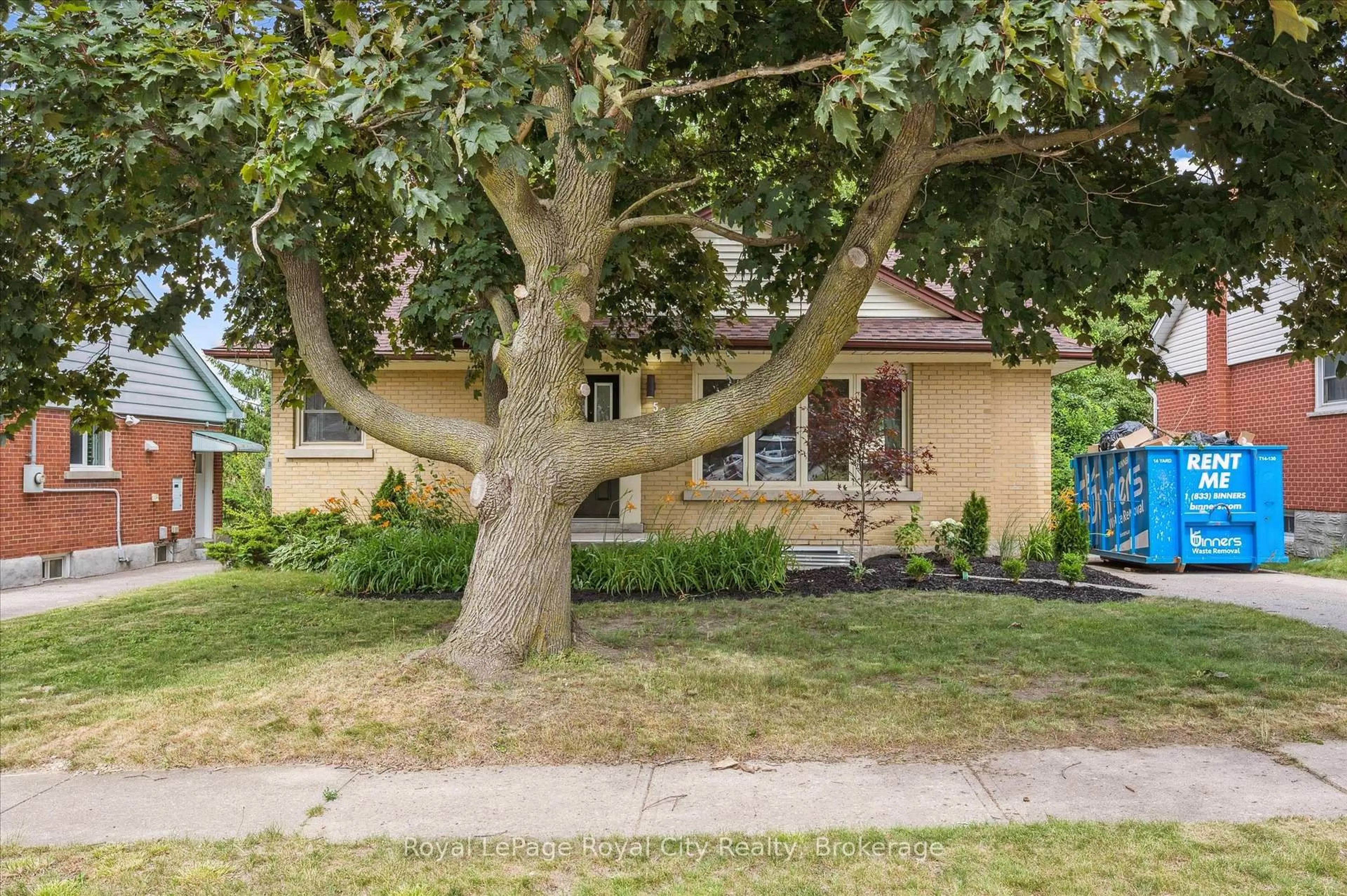 Unknown for 56 Dover St, Waterloo Ontario N2J 1Z1