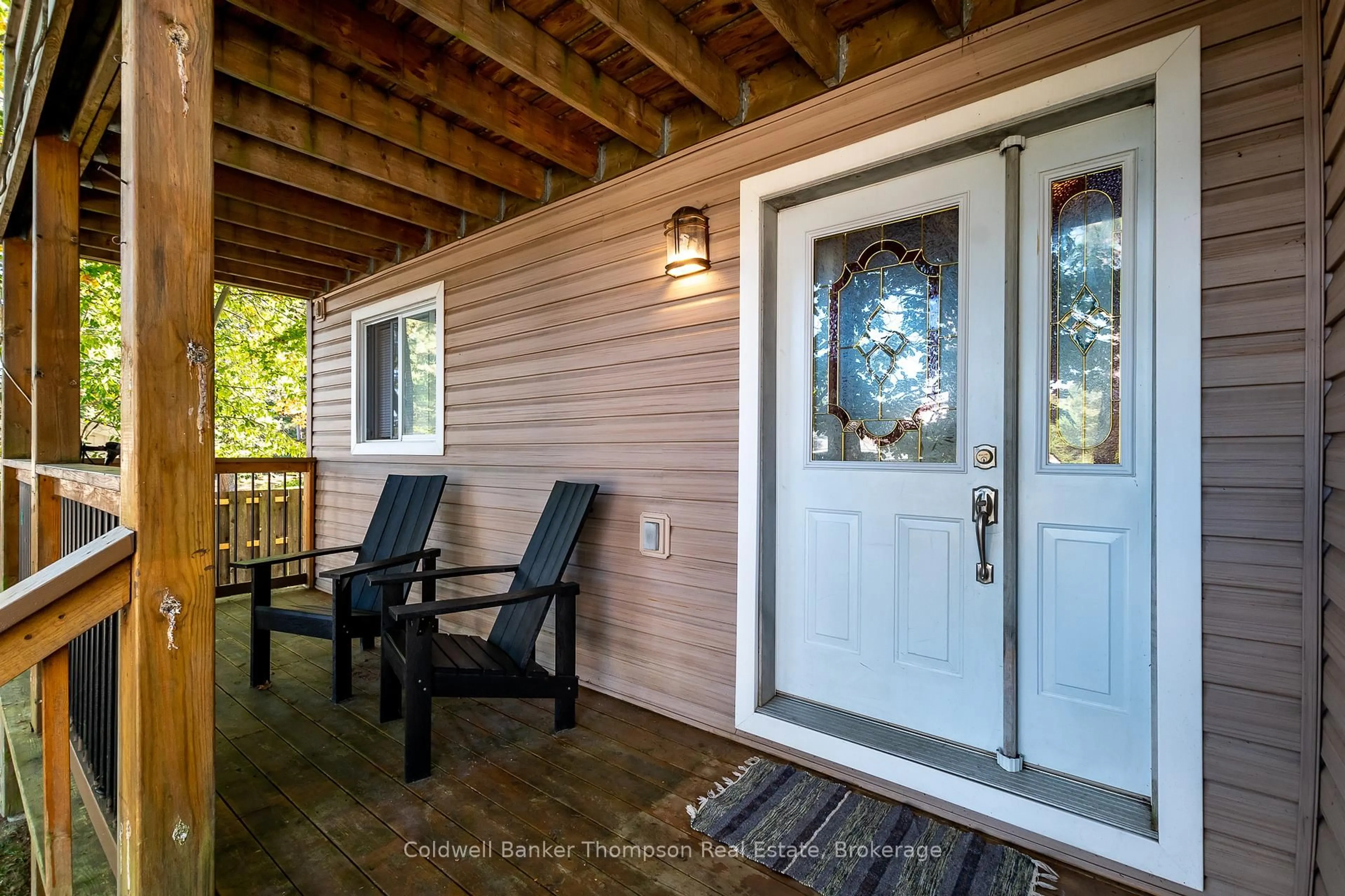 Patio, water/lake/river/ocean view for 4237 Ravenscliffe Rd, Huntsville Ontario P1H 2J2