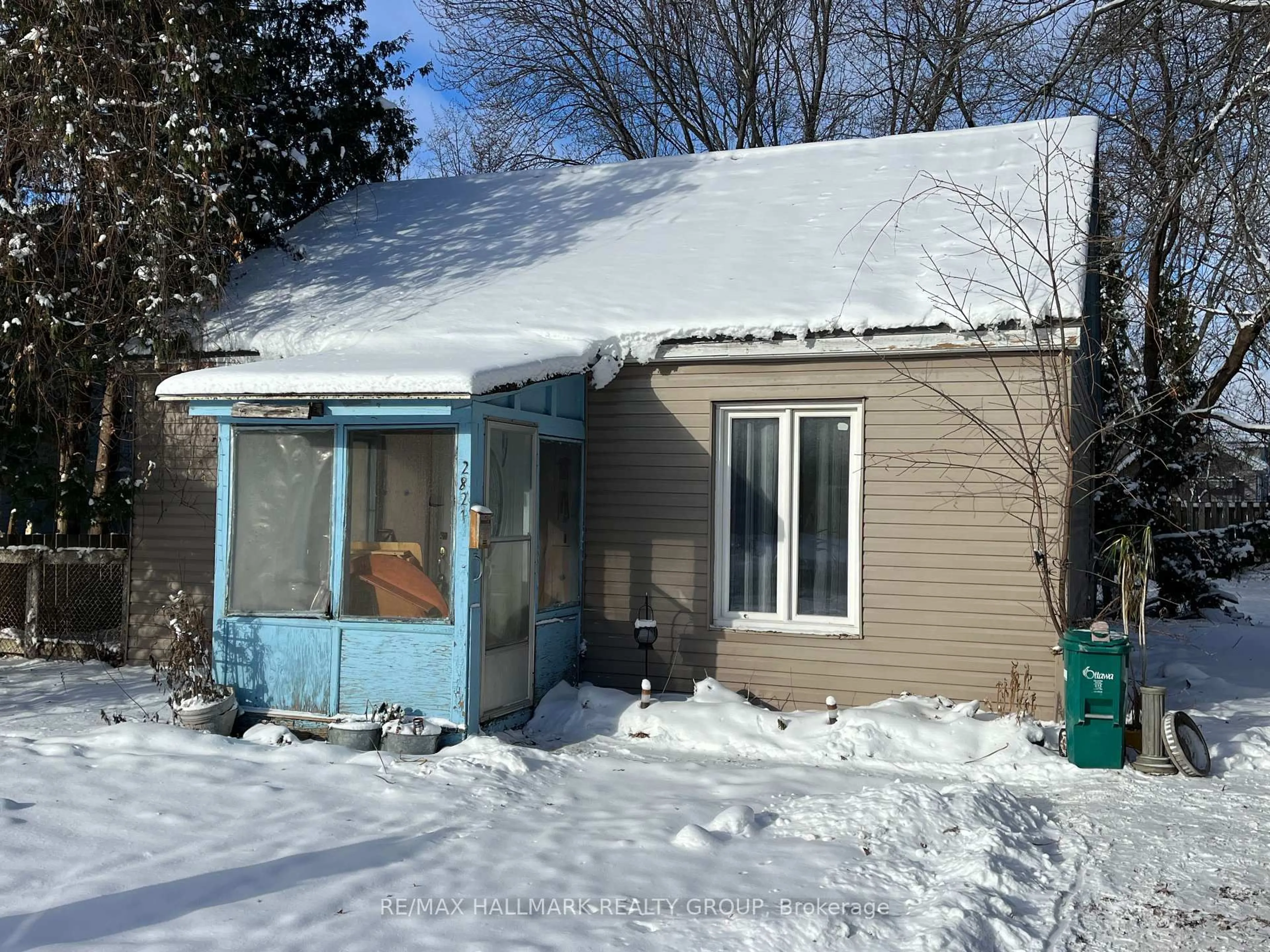 Shed for 2821 Haughton Ave, Ottawa Ontario K2B 6Z2
