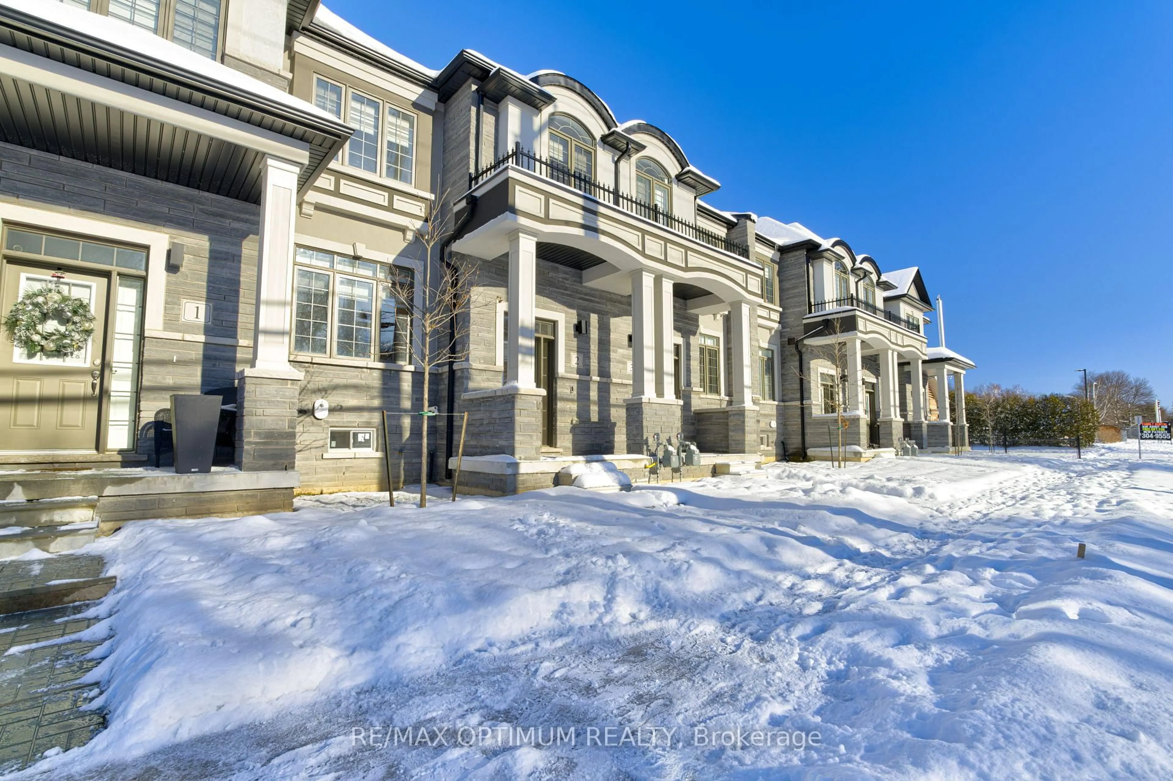 Unknown for 305 Garner Rd #2, Hamilton Ontario L9G 3E6