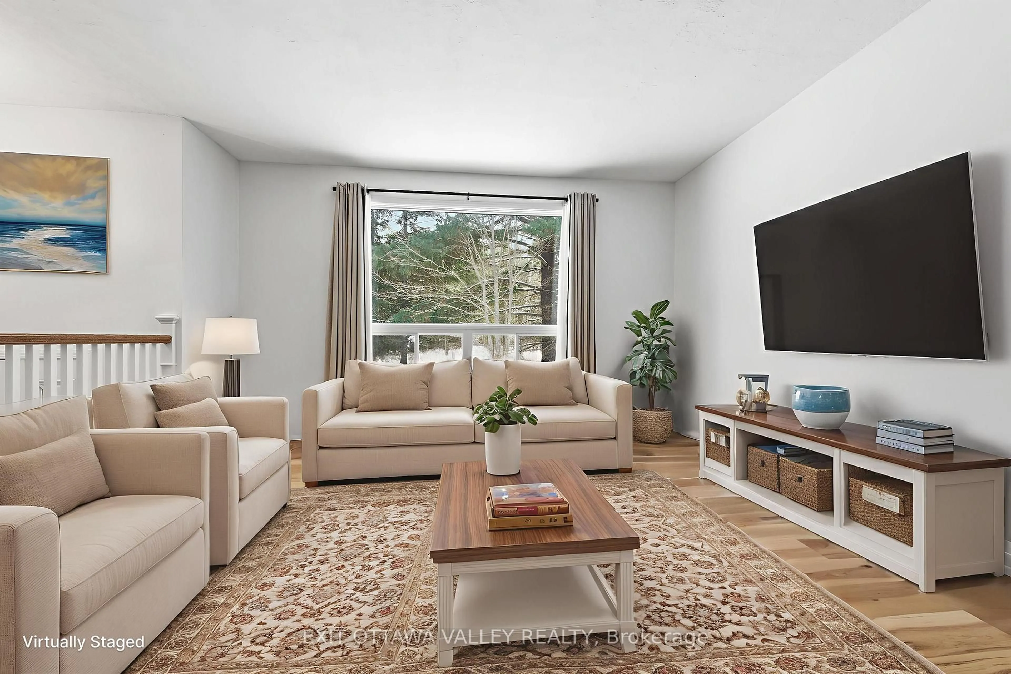 Living room with furniture, unknown for 1251 Wylie Rd, Deep River Ontario K0J 1P0