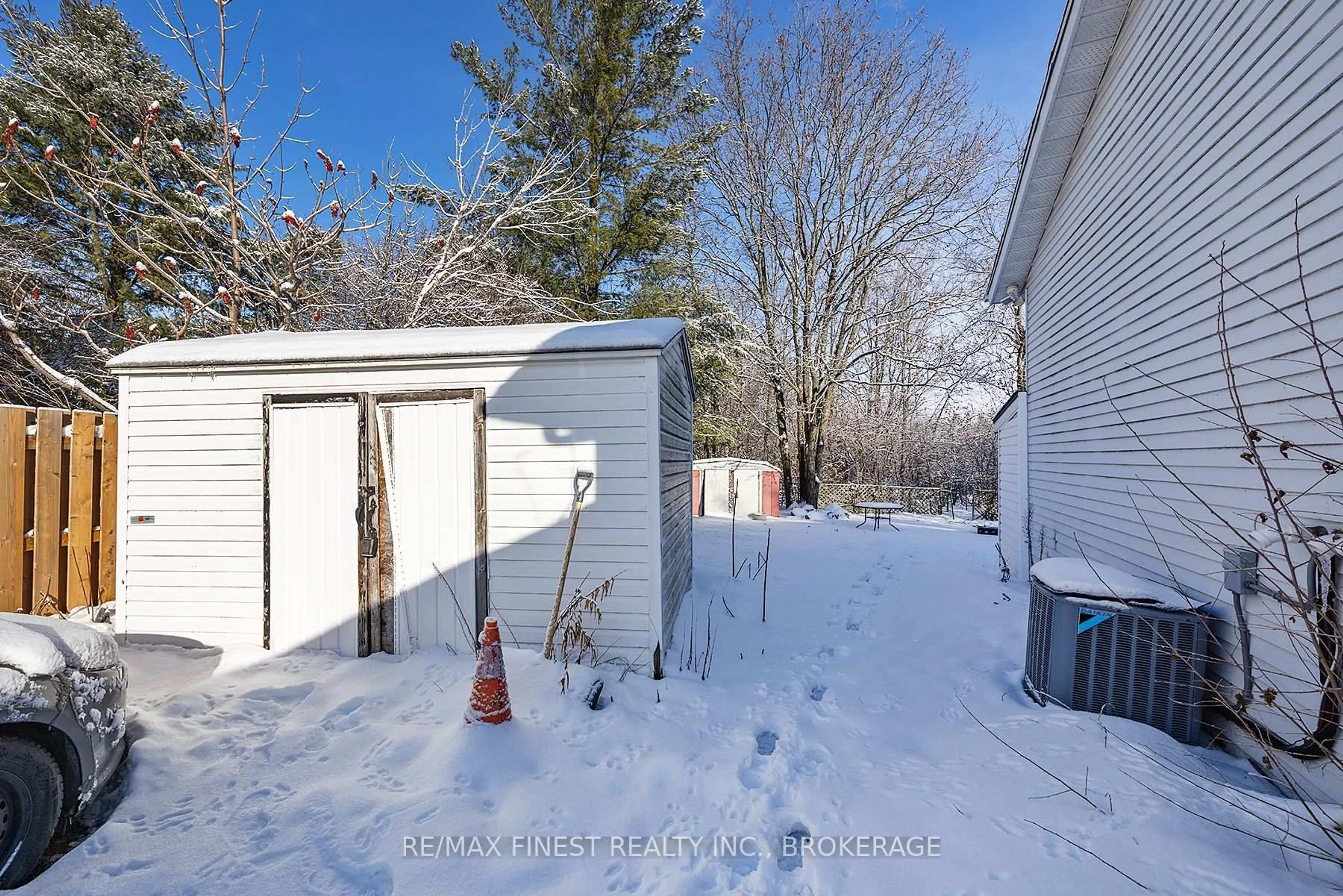 Unknown for 1119 Basswood Pl, Kingston Ontario K7P 1K4