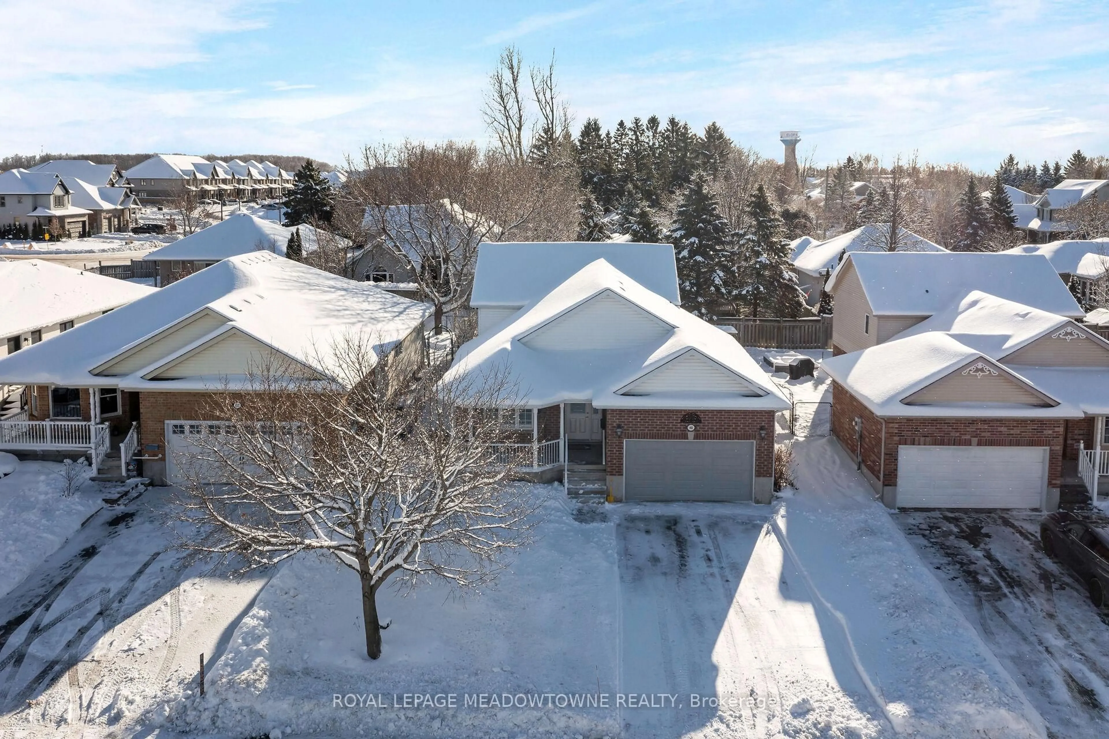 A pic from outside/outdoor area/front of a property/back of a property/a pic from drone, street for 48 Dickinson Crt, Centre Wellington Ontario N0B 1S0