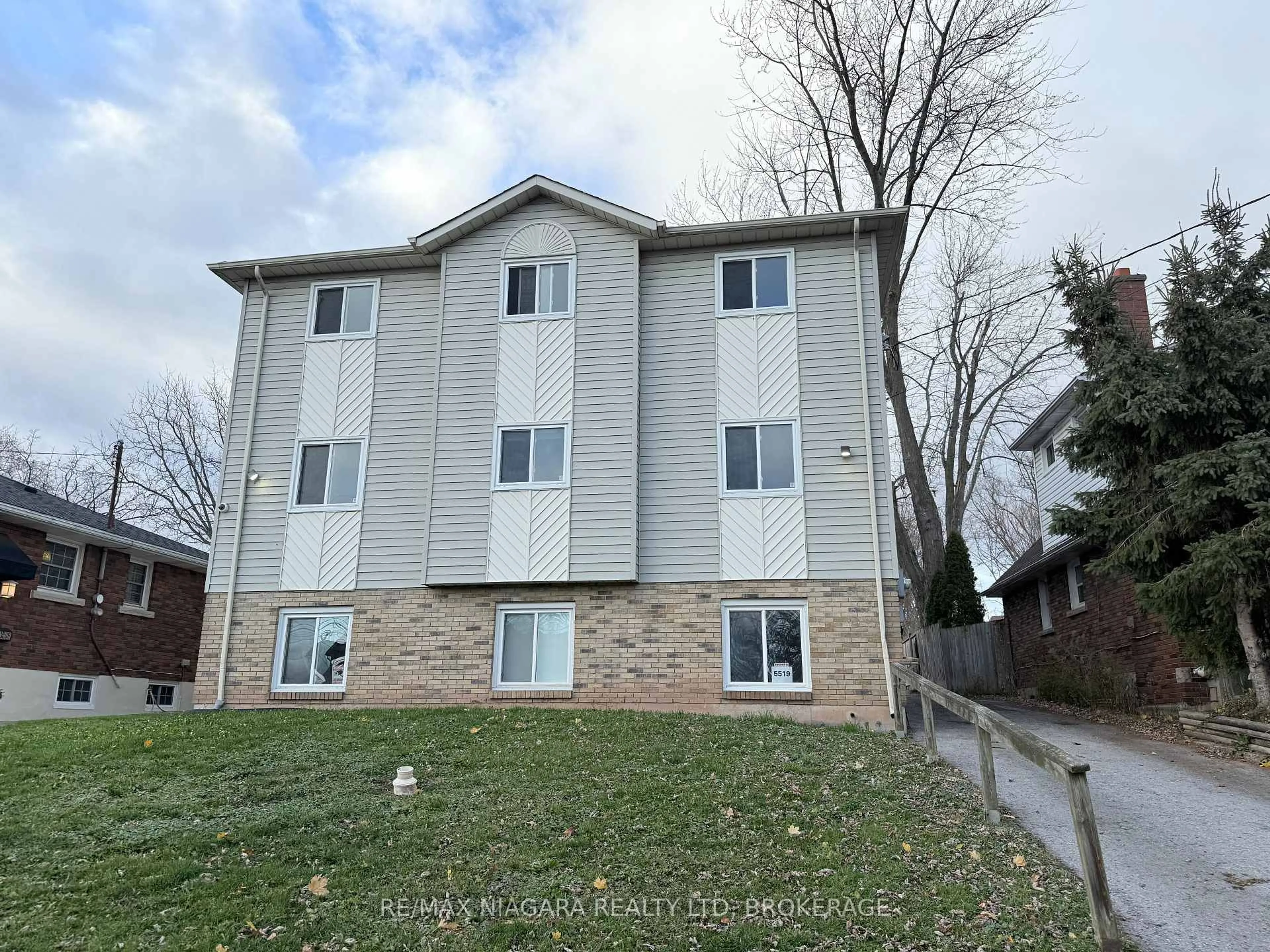 Unknown for 5519 Ontario Ave, Niagara Falls Ontario L2E 3S4