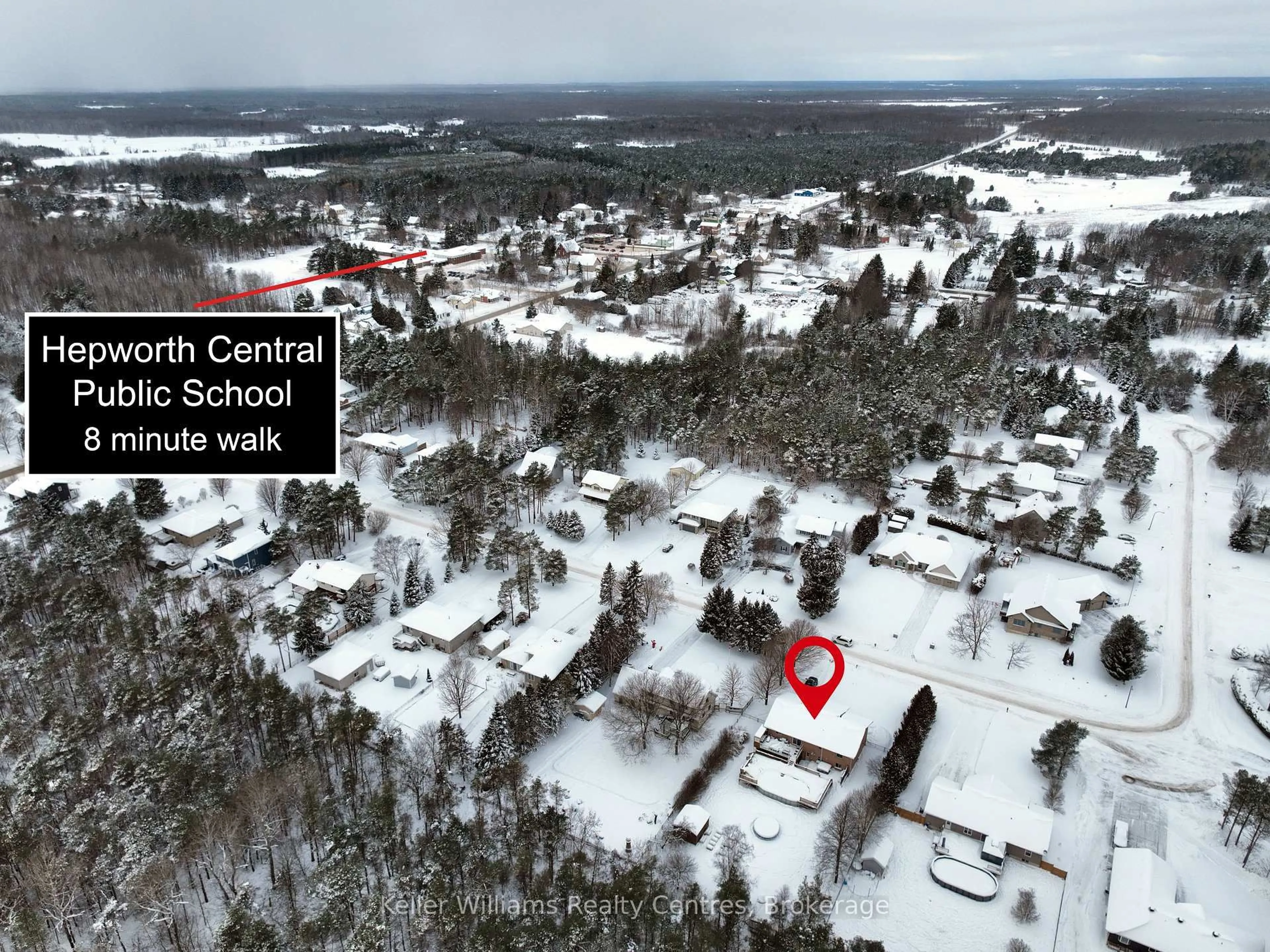 A pic from outside/outdoor area/front of a property/back of a property/a pic from drone, unknown for 27 Pine Tree Dr, South Bruce Peninsula Ontario N0H 1P0
