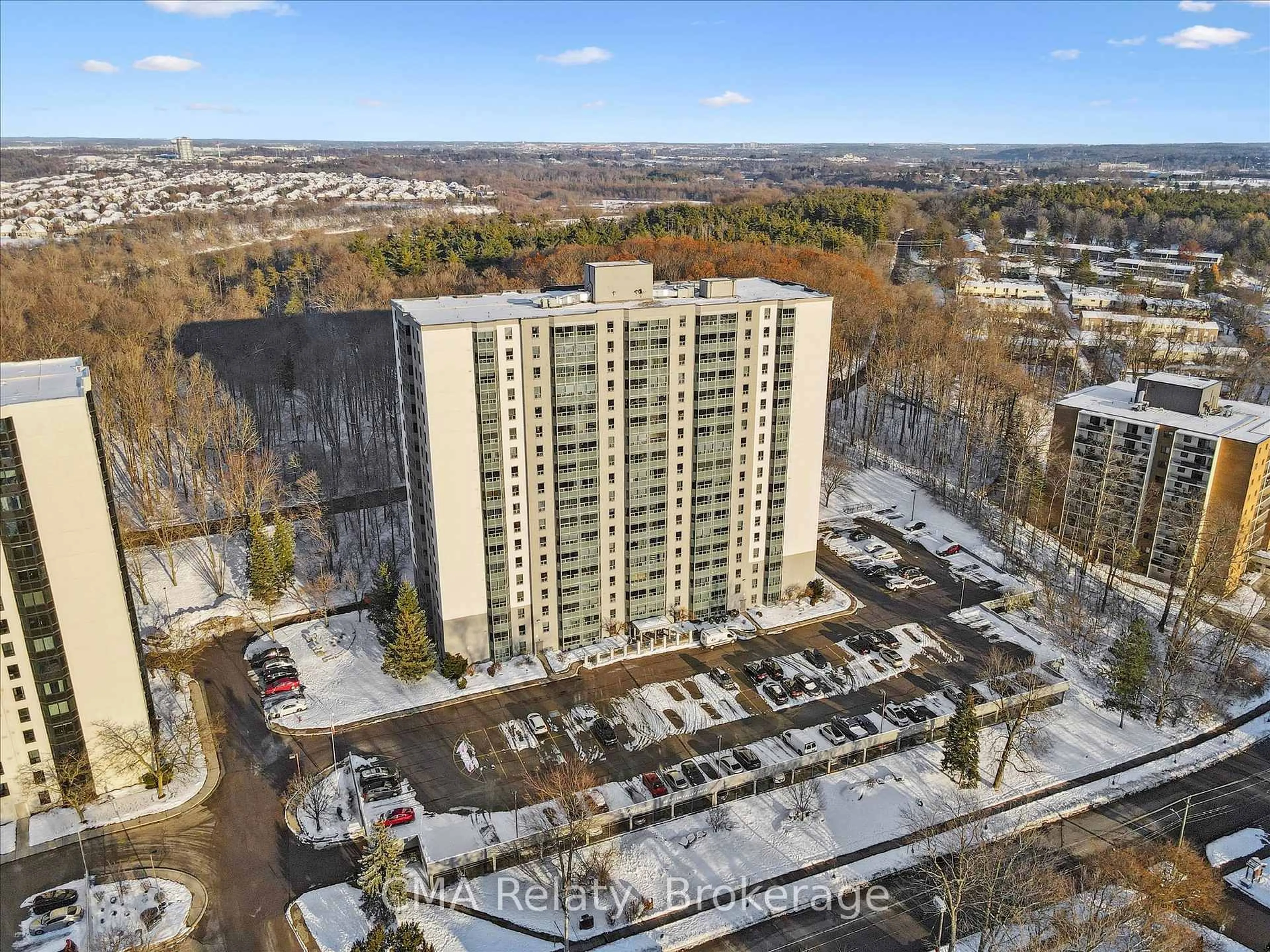 A pic from outside/outdoor area/front of a property/back of a property/a pic from drone, city buildings view from balcony for 55 Green Valley Dr #607, Kitchener Ontario N2P 1Z6