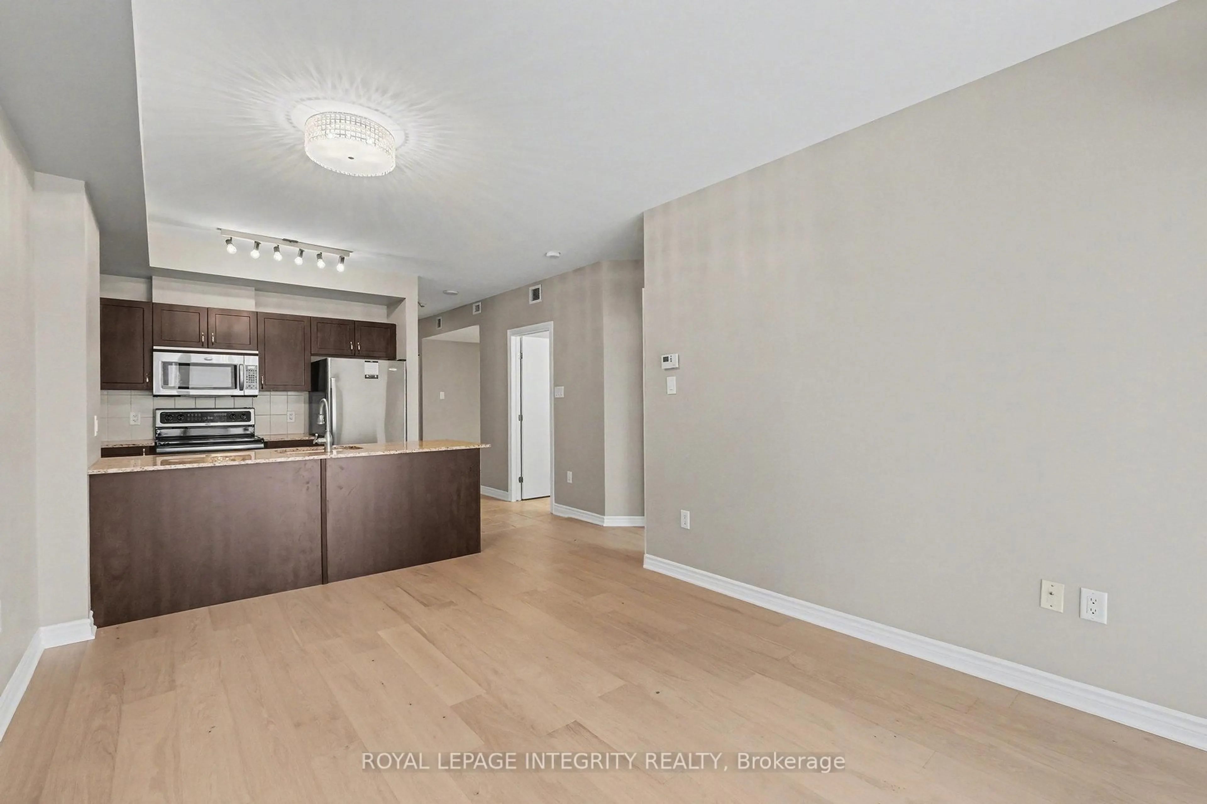 A pic of a room for 70 Landry St #205, Ottawa Ontario K1L 0A8