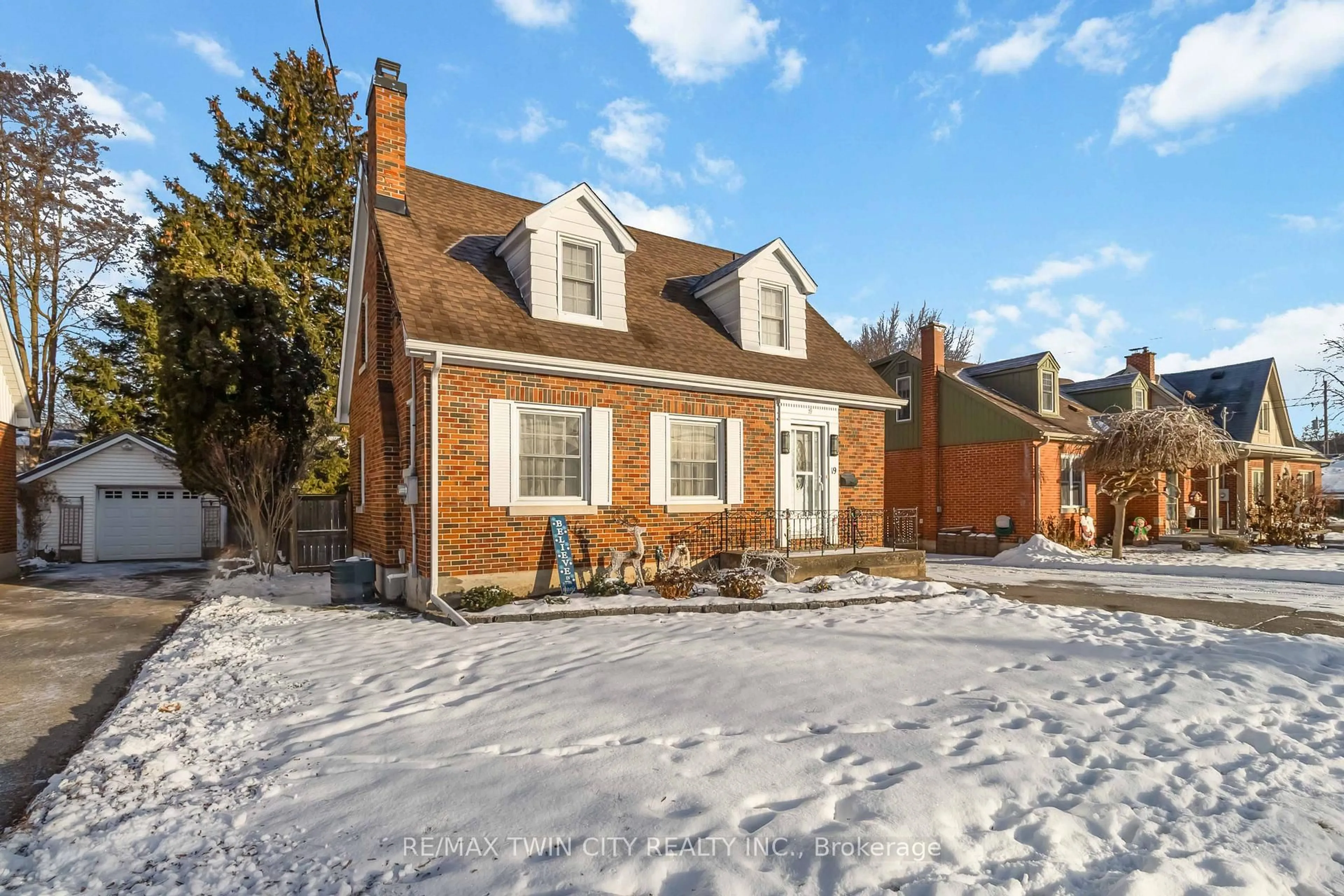 Home with brick exterior material, street for 19 Baldwin Ave, Brantford Ontario N3S 1H6