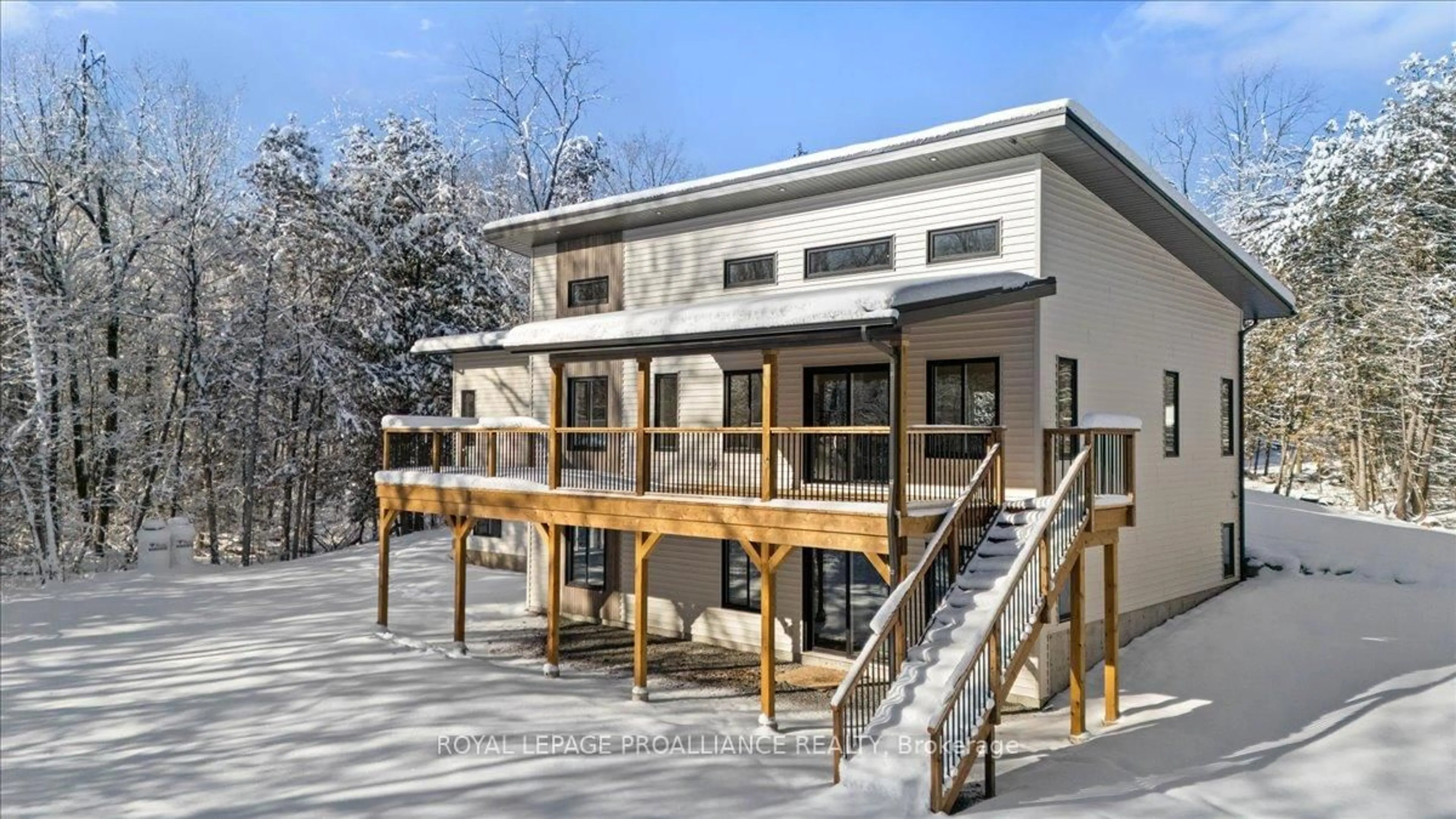 Patio, building for 1378 Slab St, Madoc Ontario K0K 2K0