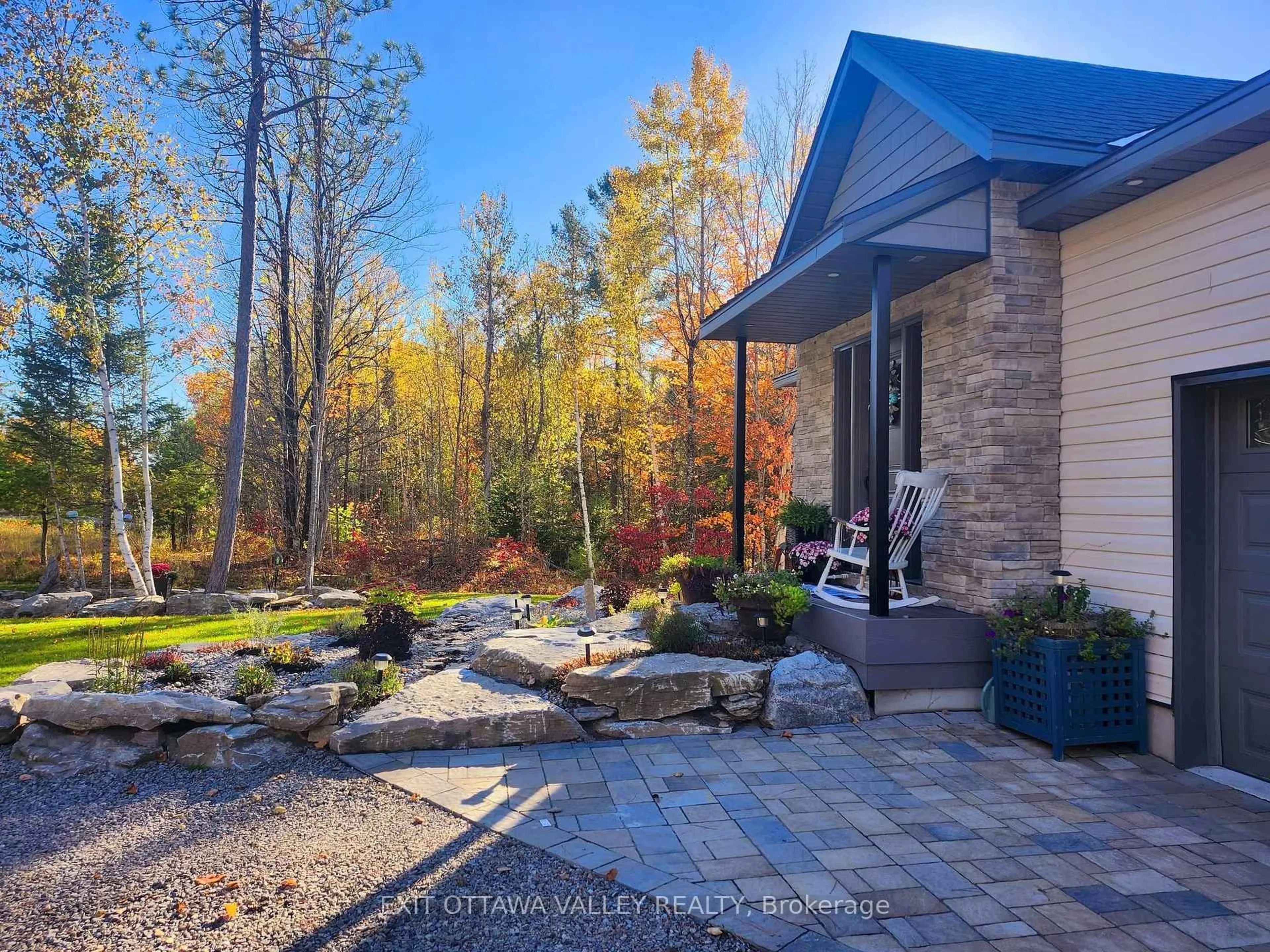 Unknown for 1485 Rapid Rd, Westmeath Ontario K0J 2L0