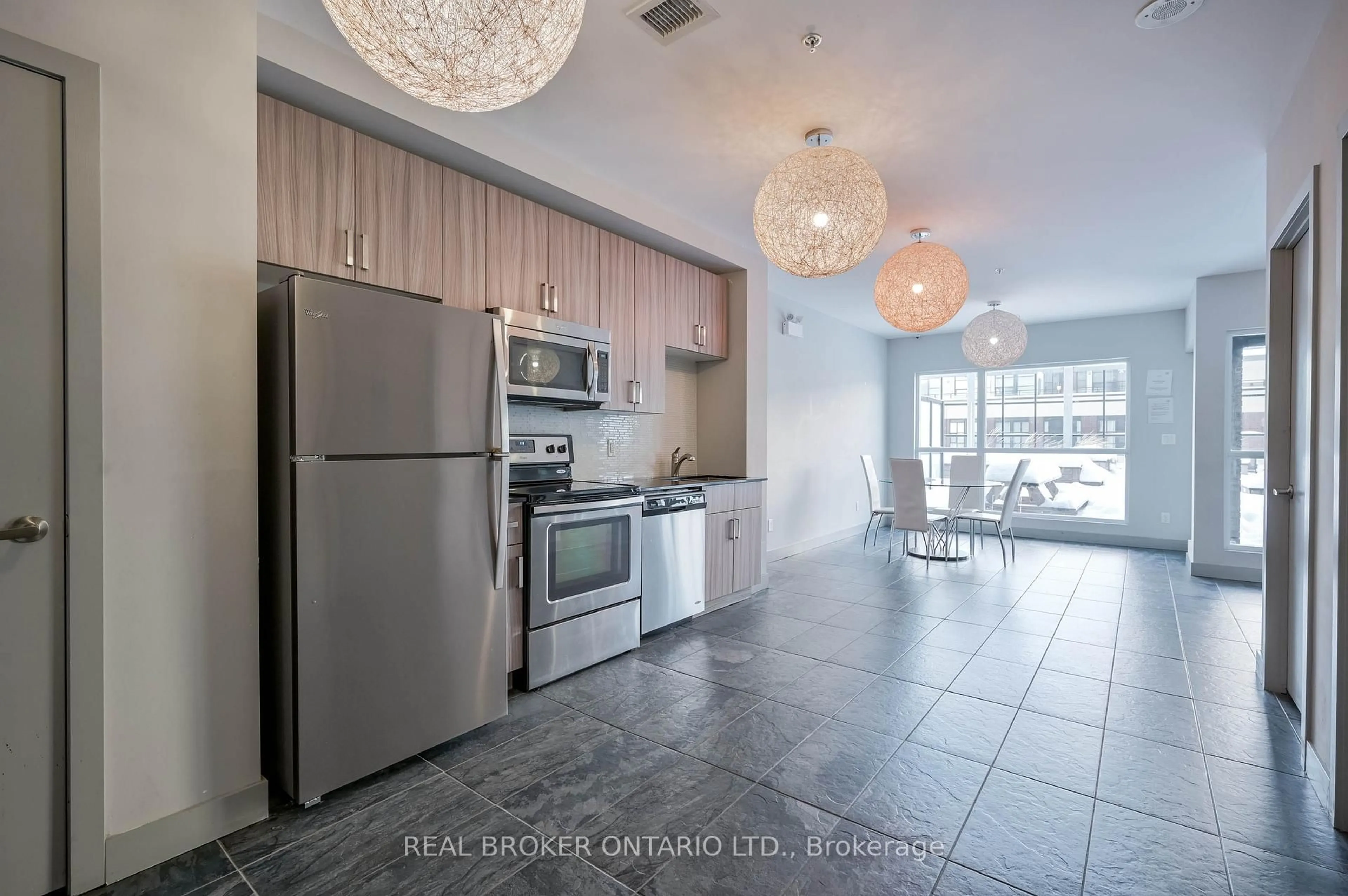 Unknown for 1 Victoria St #203, Kitchener Ontario N2G 0B5