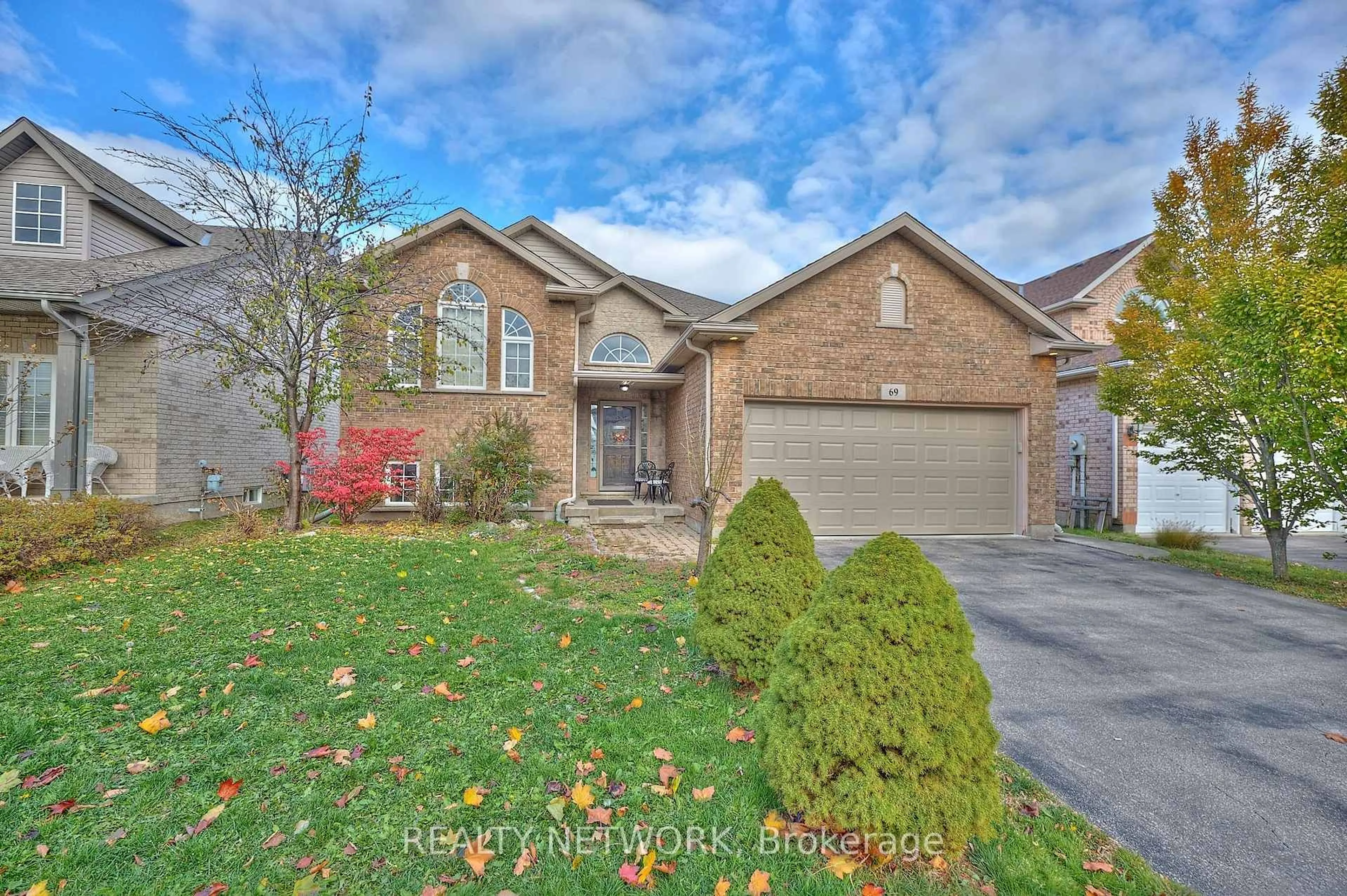 Home with brick exterior material, street for 69 Macturnbull Dr, St. Catharines Ontario L2S 3Z2