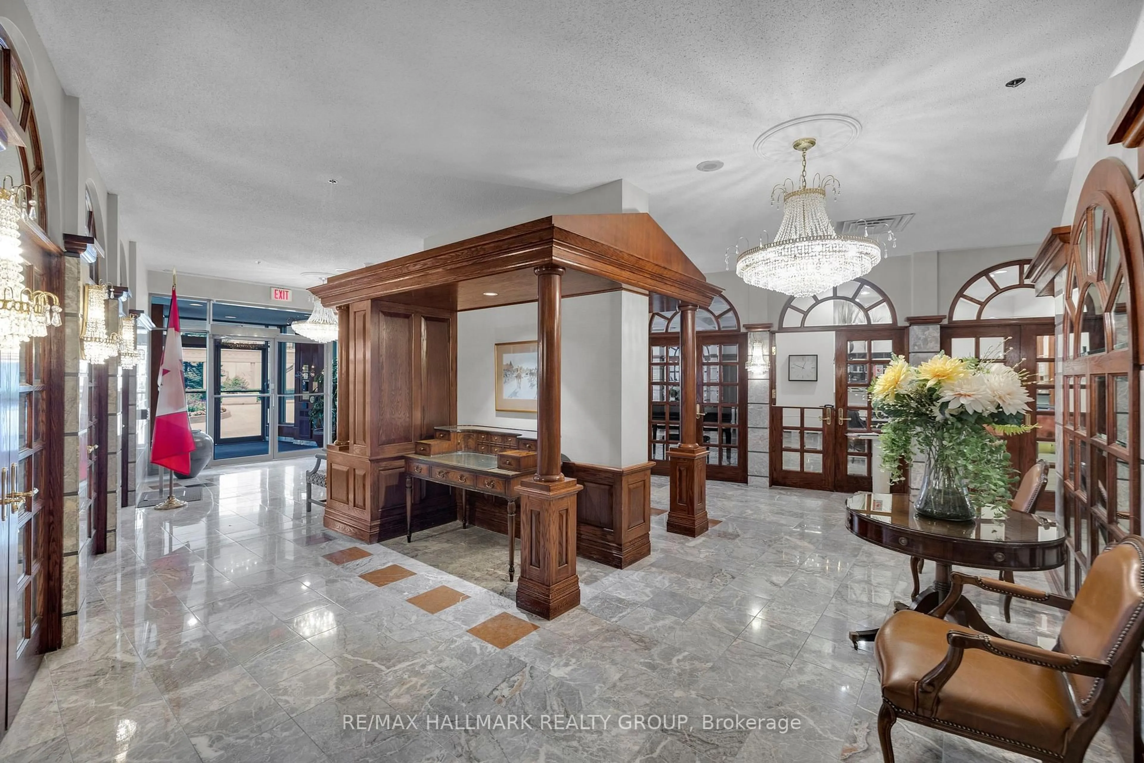 Unknown for 1480 Riverside Dr #2204, Ottawa Ontario K1G 5H2