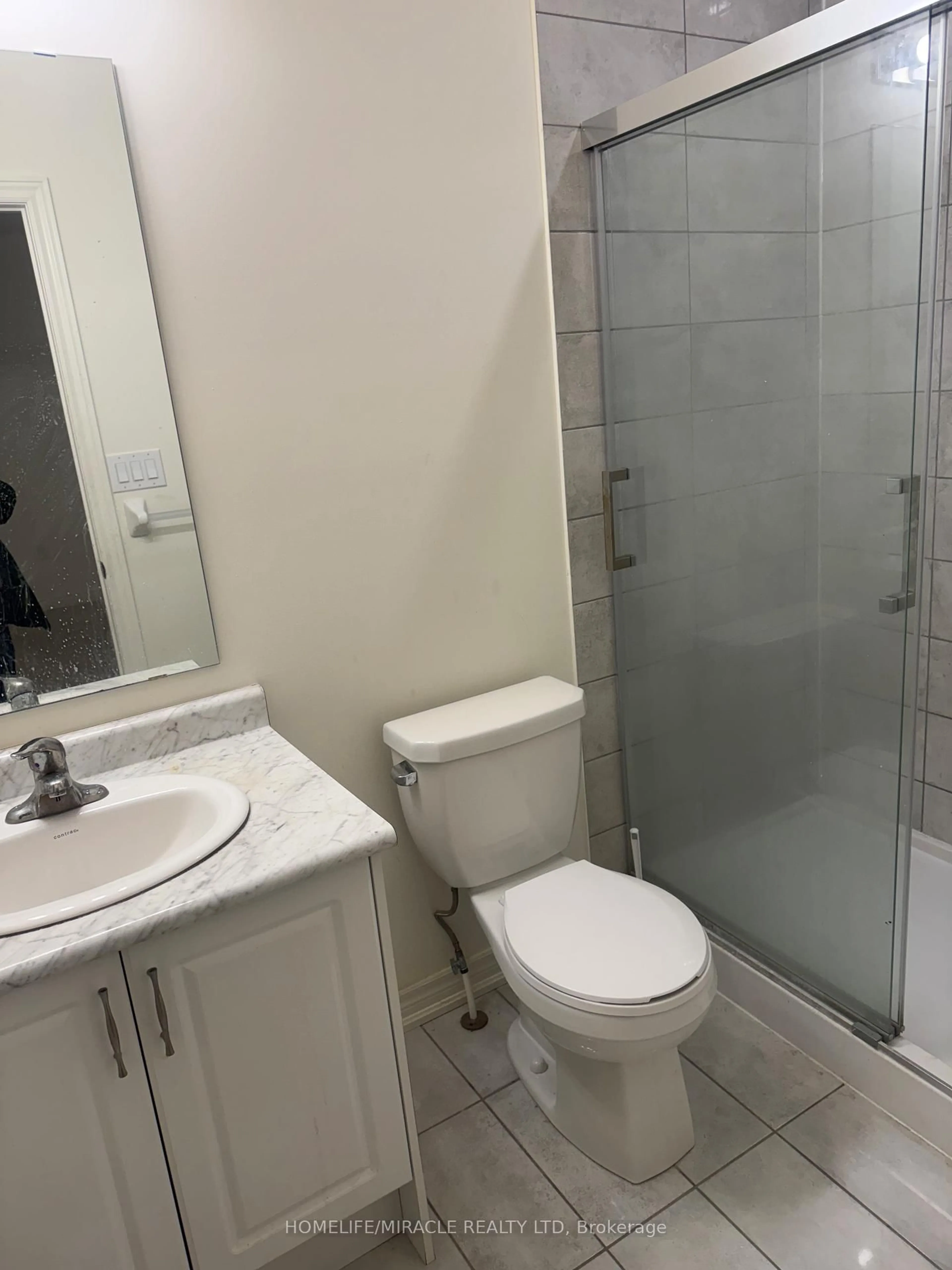 Standard bathroom, floor is not visible for 62 Holcomb Terr, Hamilton Ontario L6R 3K3