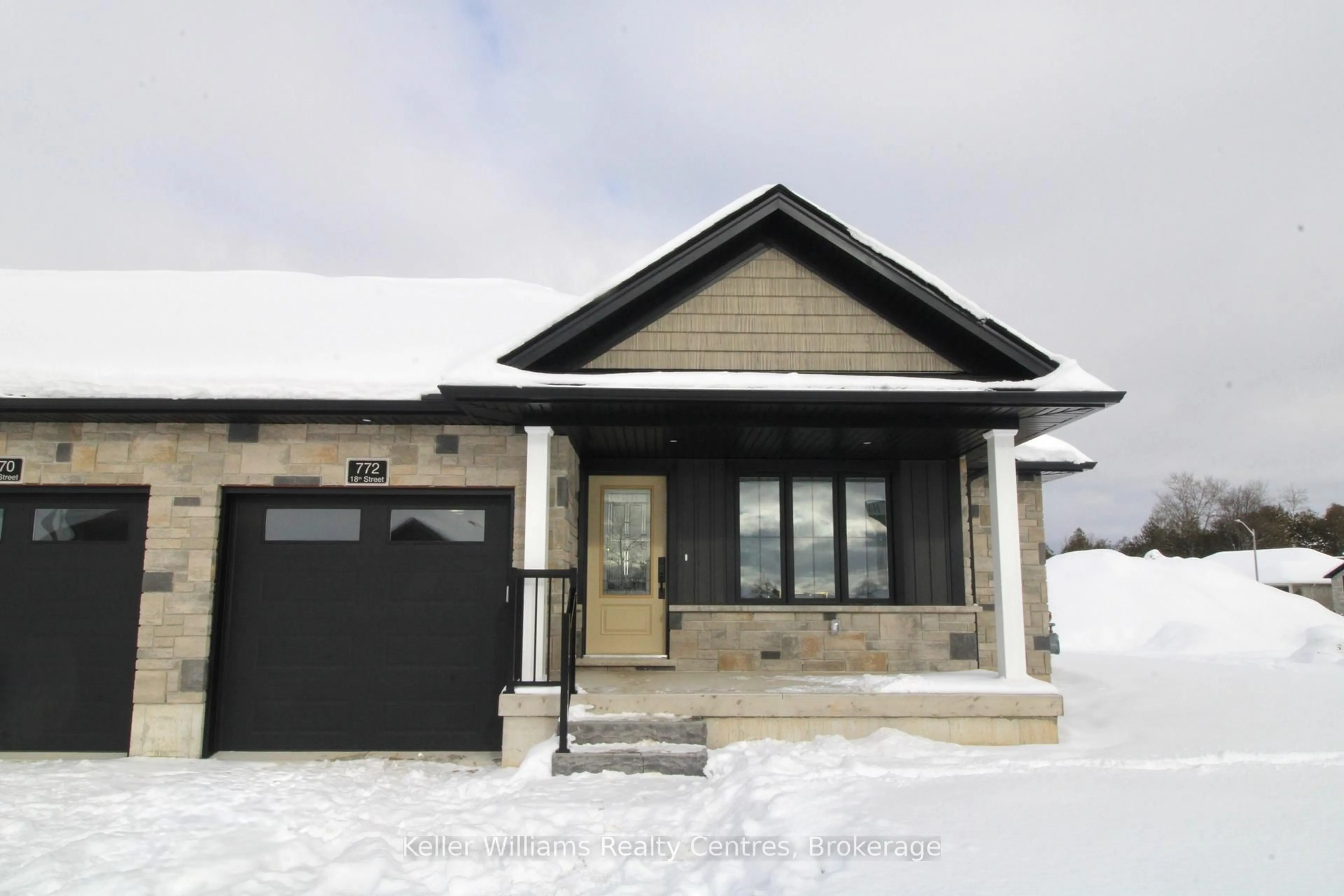 Unknown for 772 18TH St, Hanover Ontario N4N 0C7