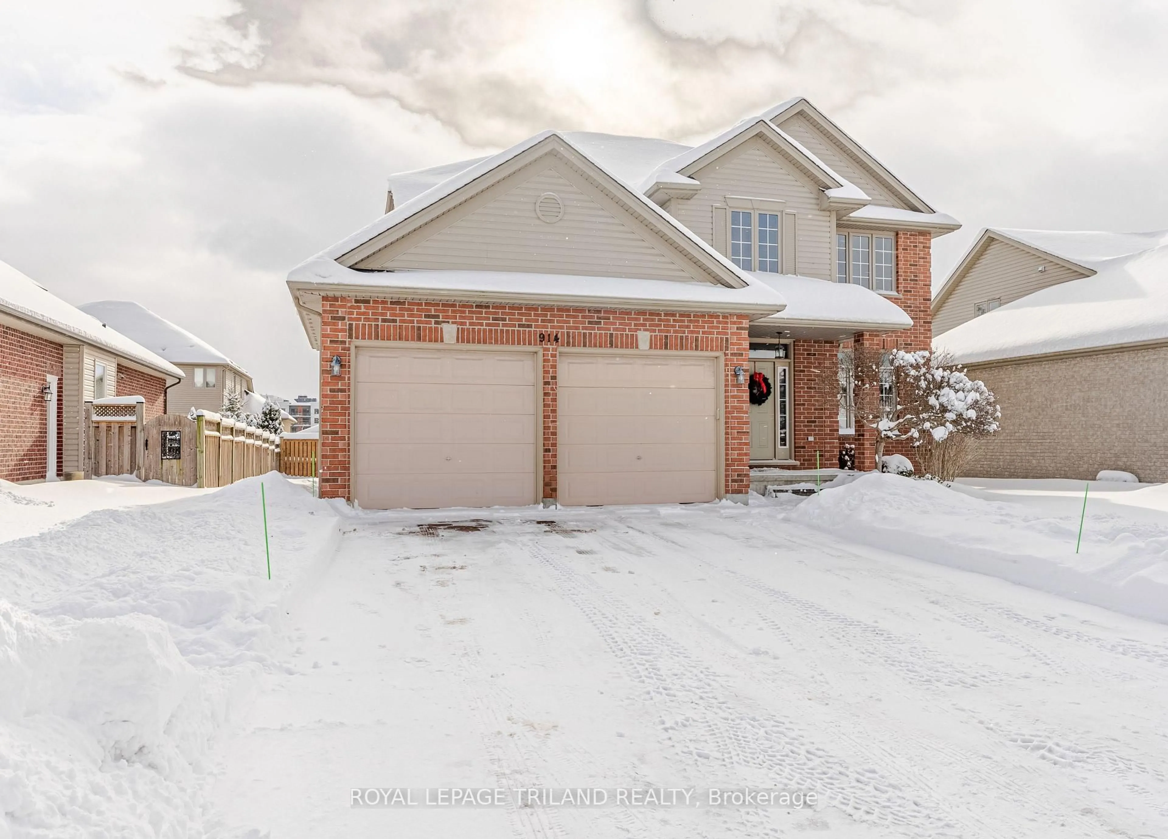 Home with brick exterior material, street for 914 Collins Dr, London South Ontario N6K 4X6