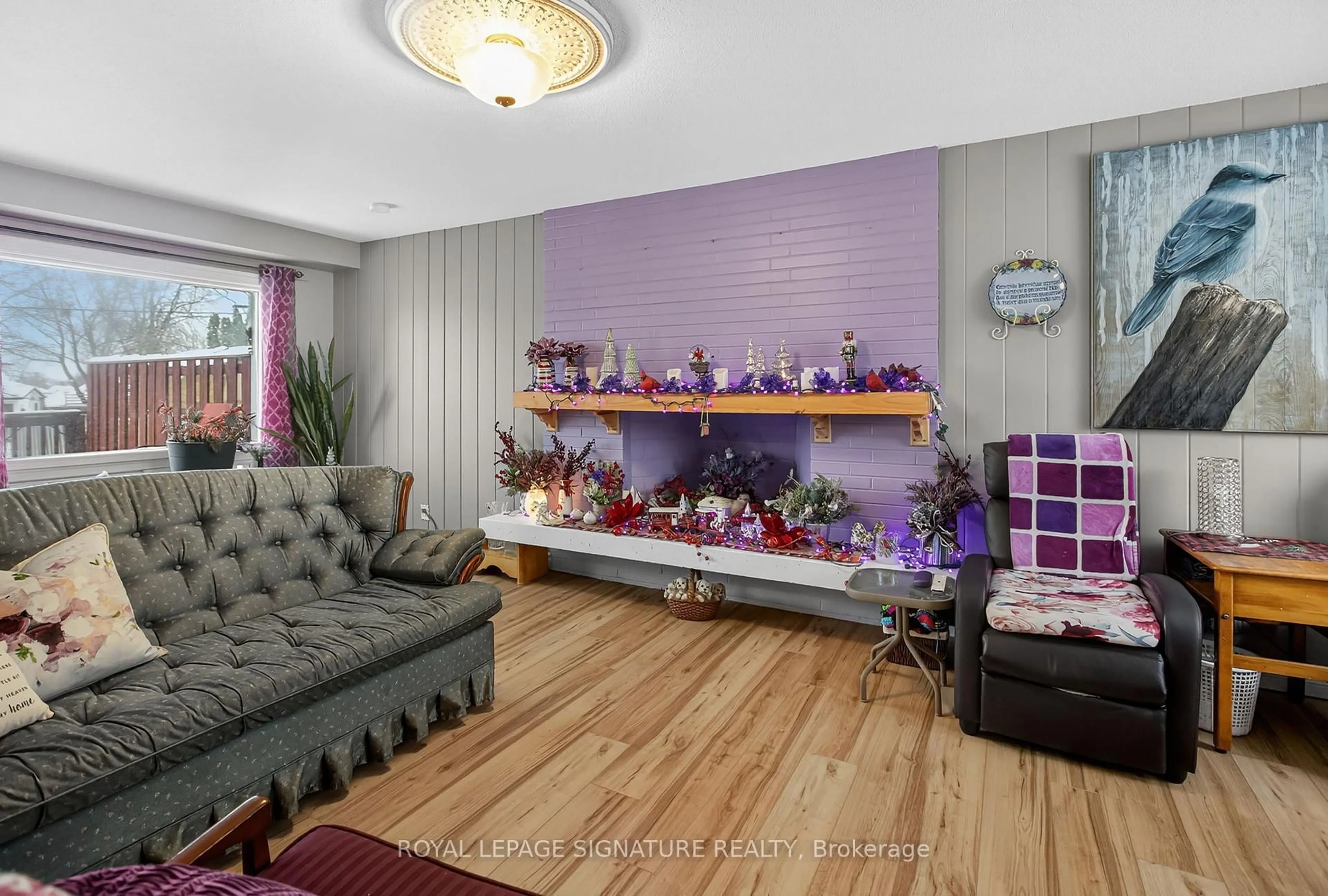 Living room with furniture, unknown for 82 First Ave, Quinte West Ontario K8V 4C5