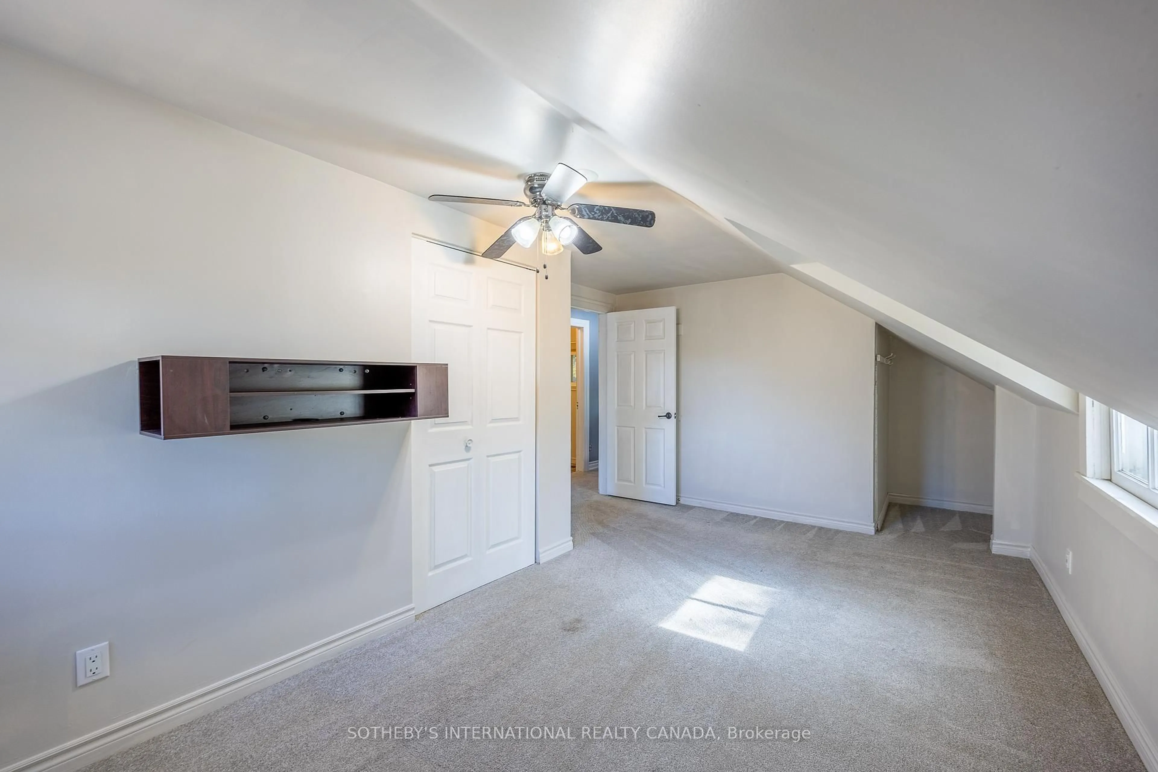 A pic of a room for 17 Mechanic St, Norfolk Ontario N0E 1Y0