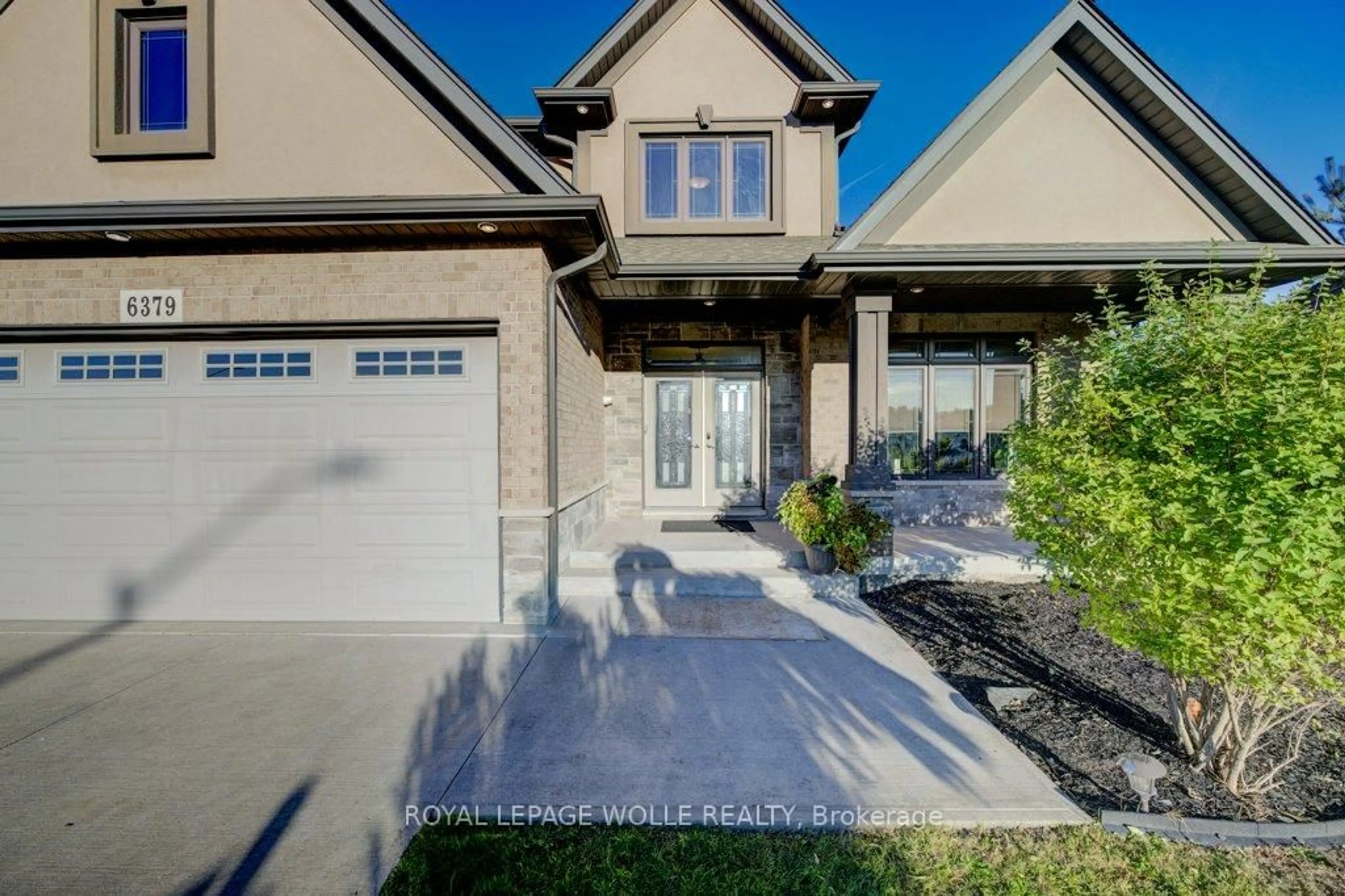 Home with brick exterior material, street for 6379 Christopher Cres, Niagara Falls Ontario L2H 0B3