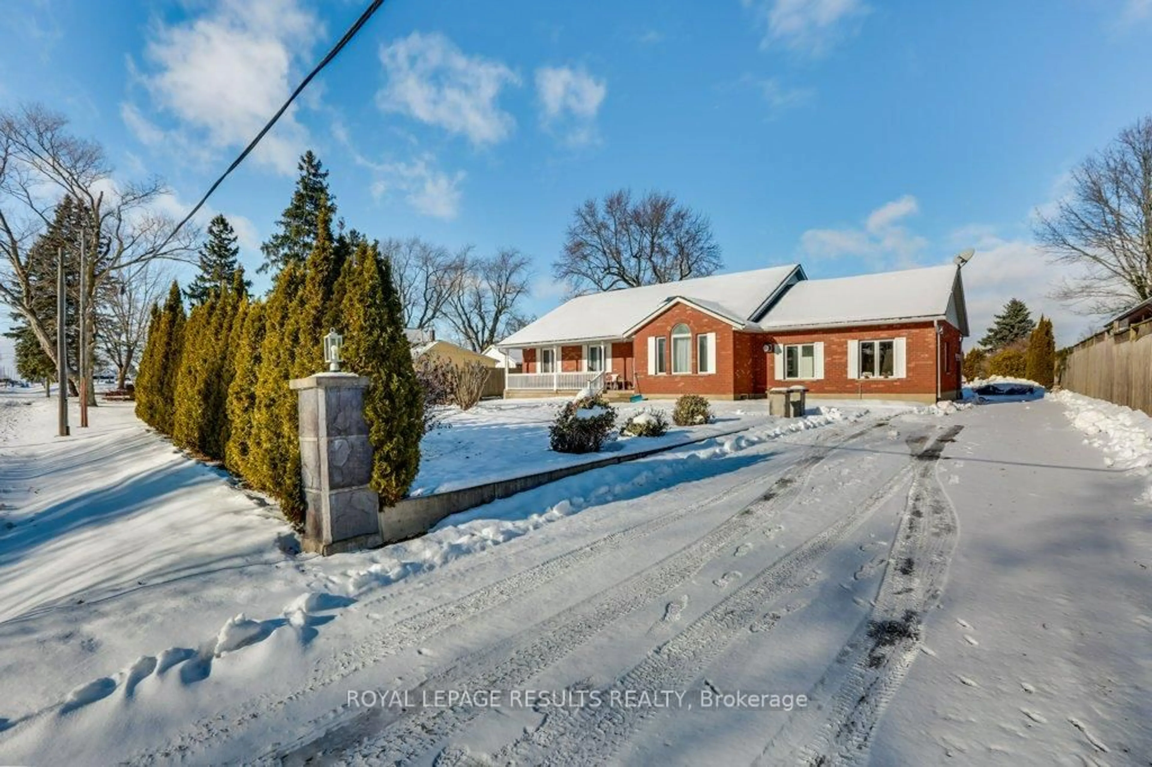 A pic from outside/outdoor area/front of a property/back of a property/a pic from drone, street for 54132 Best Line, Bayham Ontario N5H 2R3