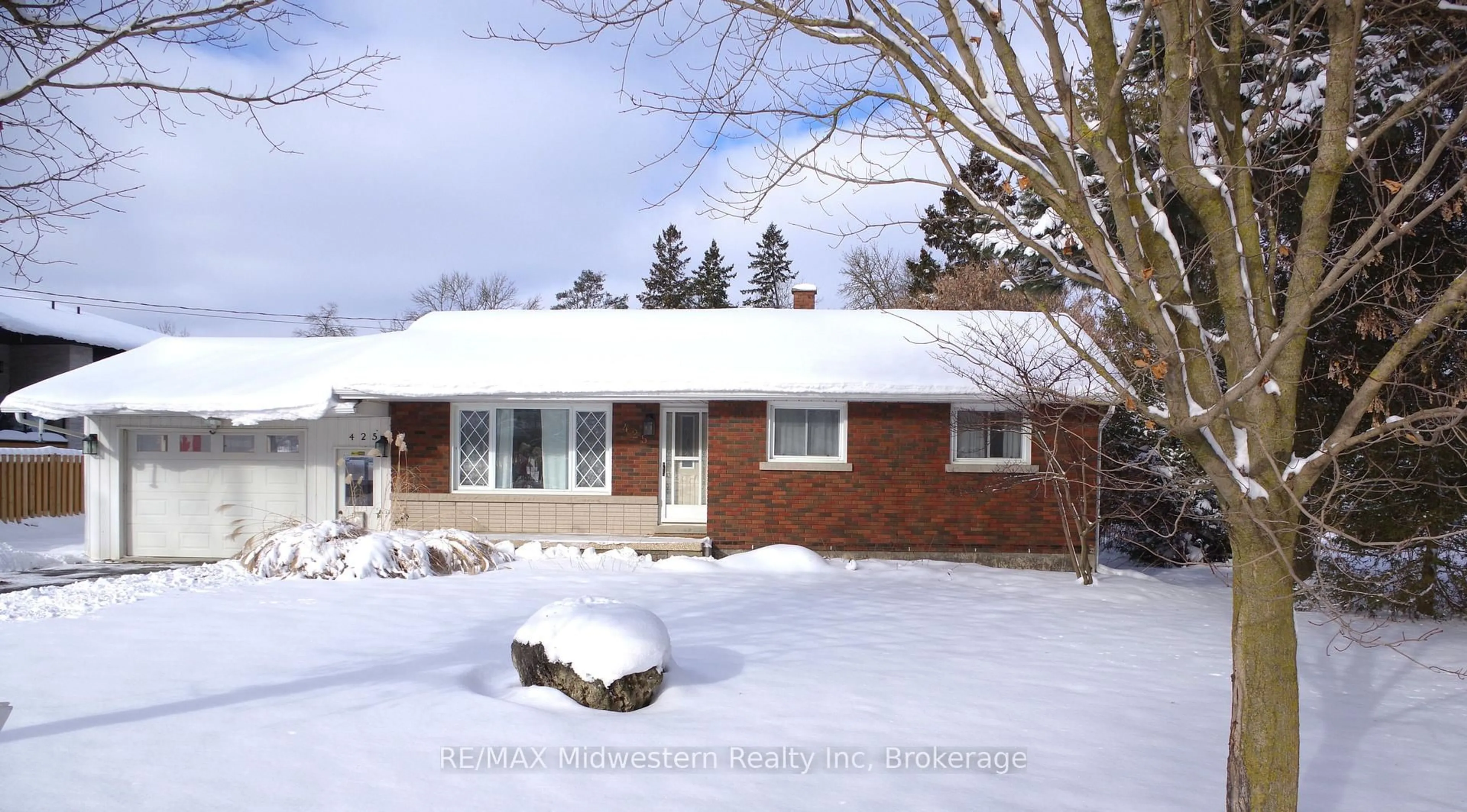 Unknown for 425 Wellington St, Wellington North Ontario N0G 2L2