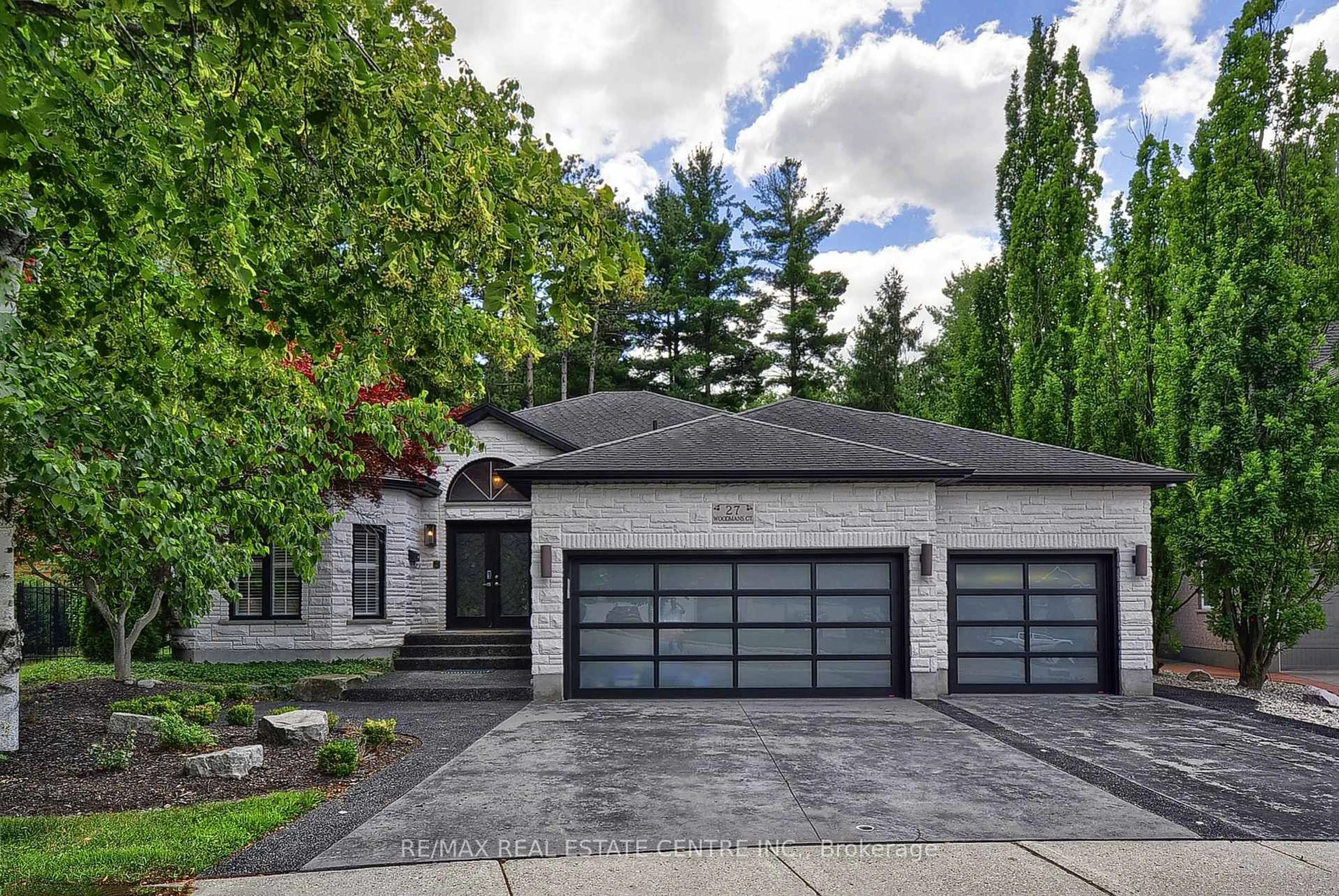 Home with brick exterior material, street for 27 Woodmans Crt, Kitchener Ontario N2P 2B2