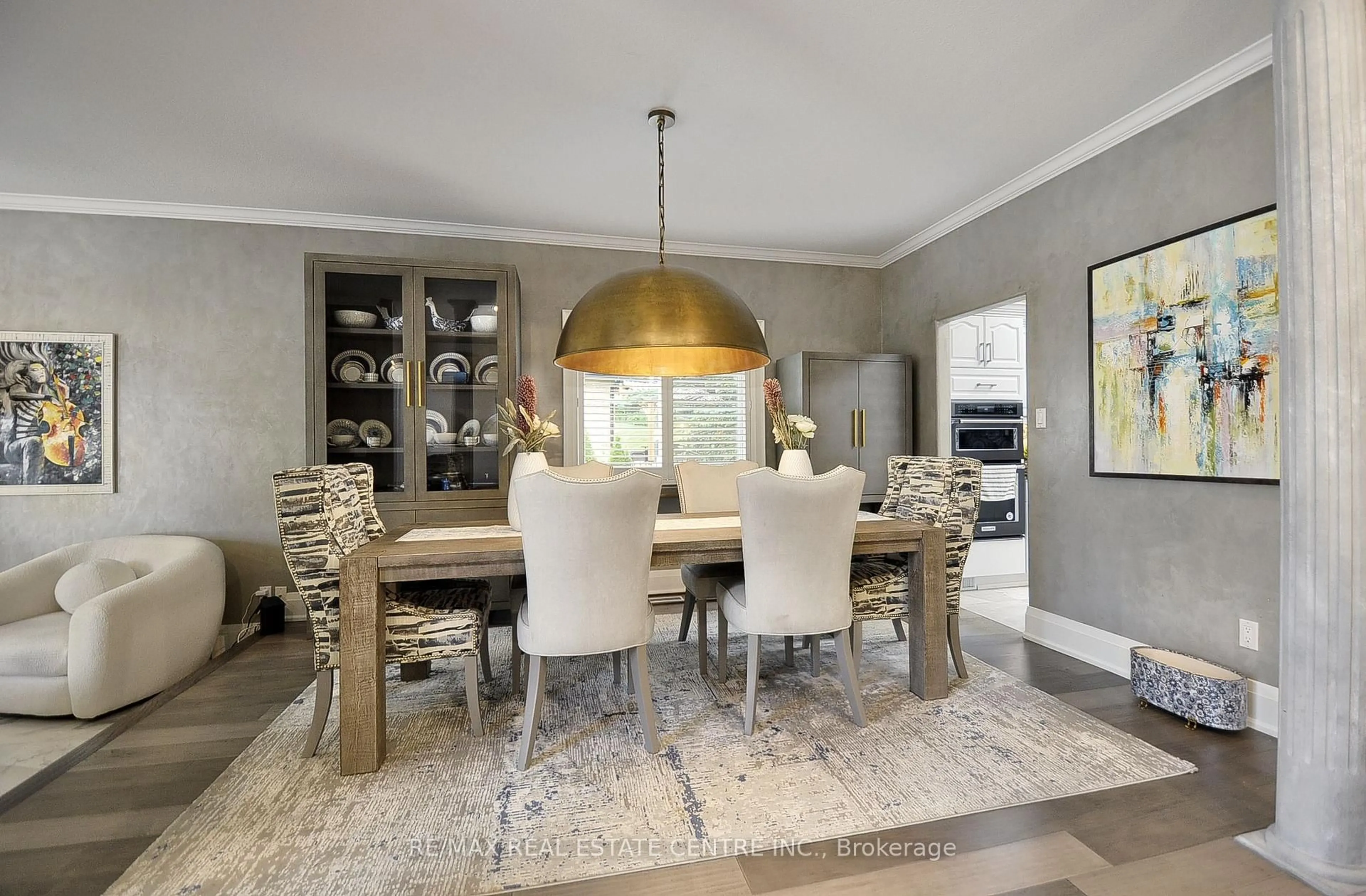 Dining room, unknown for 27 Woodmans Crt, Kitchener Ontario N2P 2B2