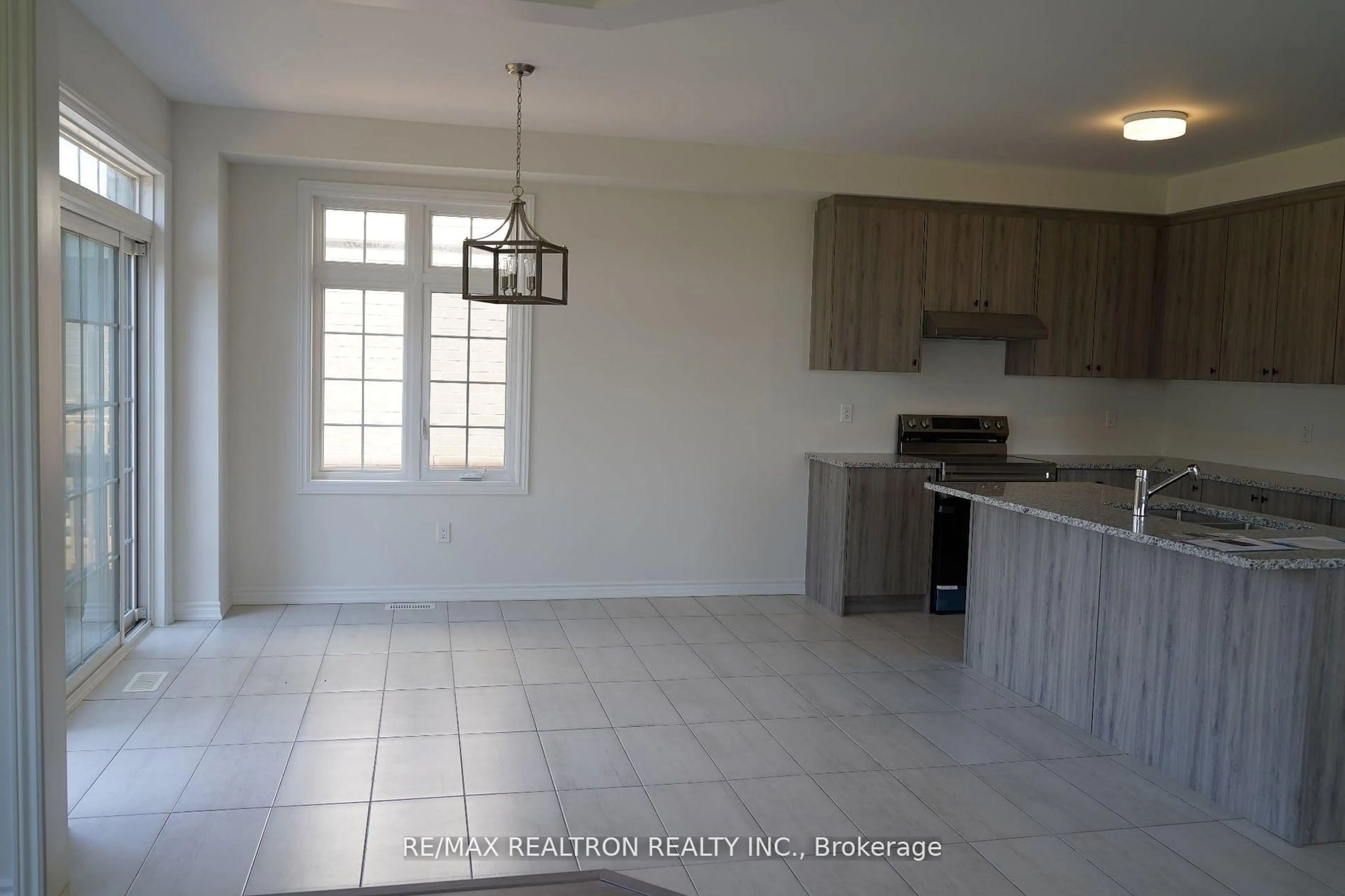 Open concept kitchen, ceramic/tile floor for 465 Hornbeck St, Cobourg Ontario K9A 3T8