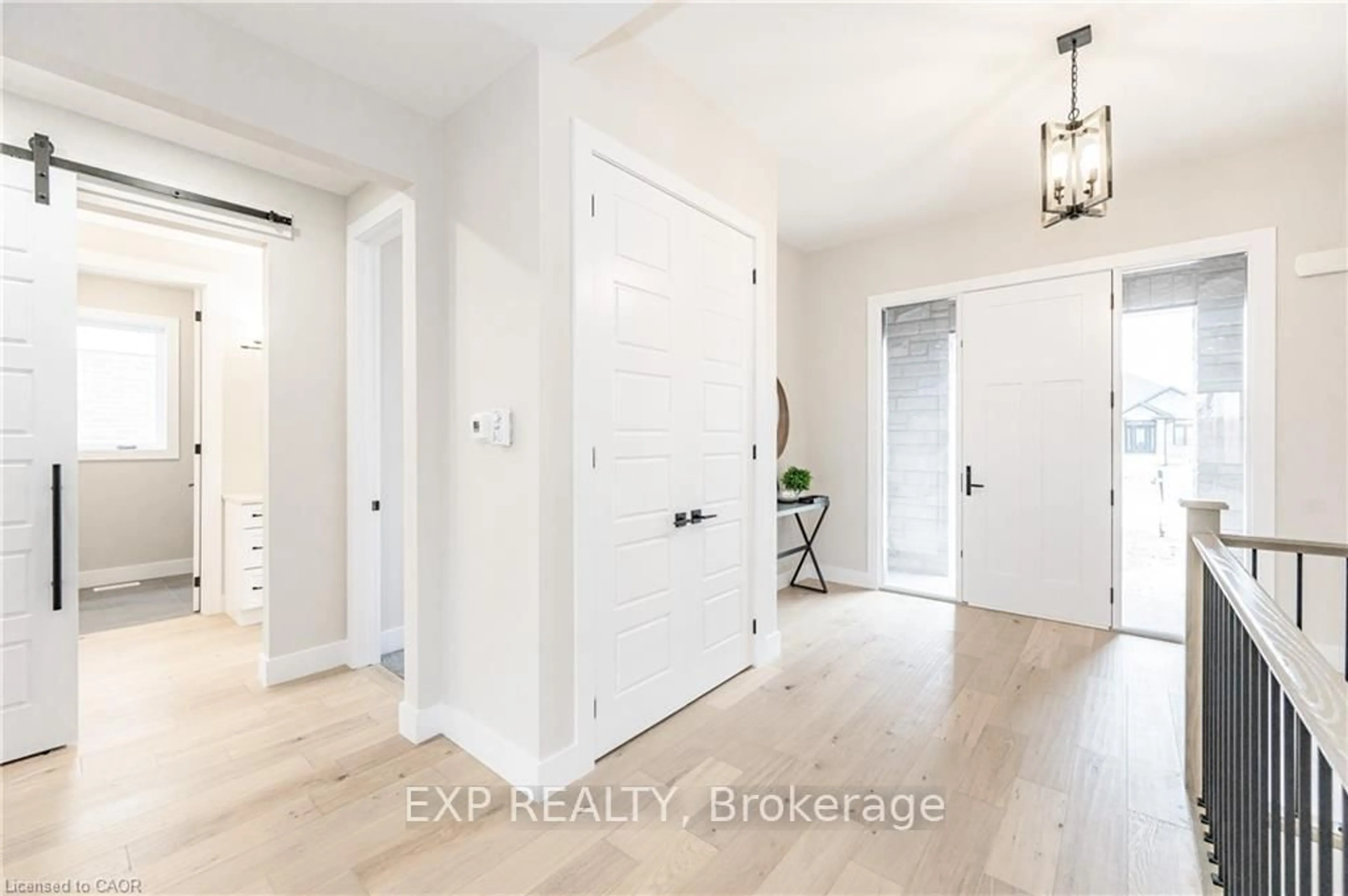 Indoor entryway for 1050 Walton Ave, North Perth Ontario N4W 3S2