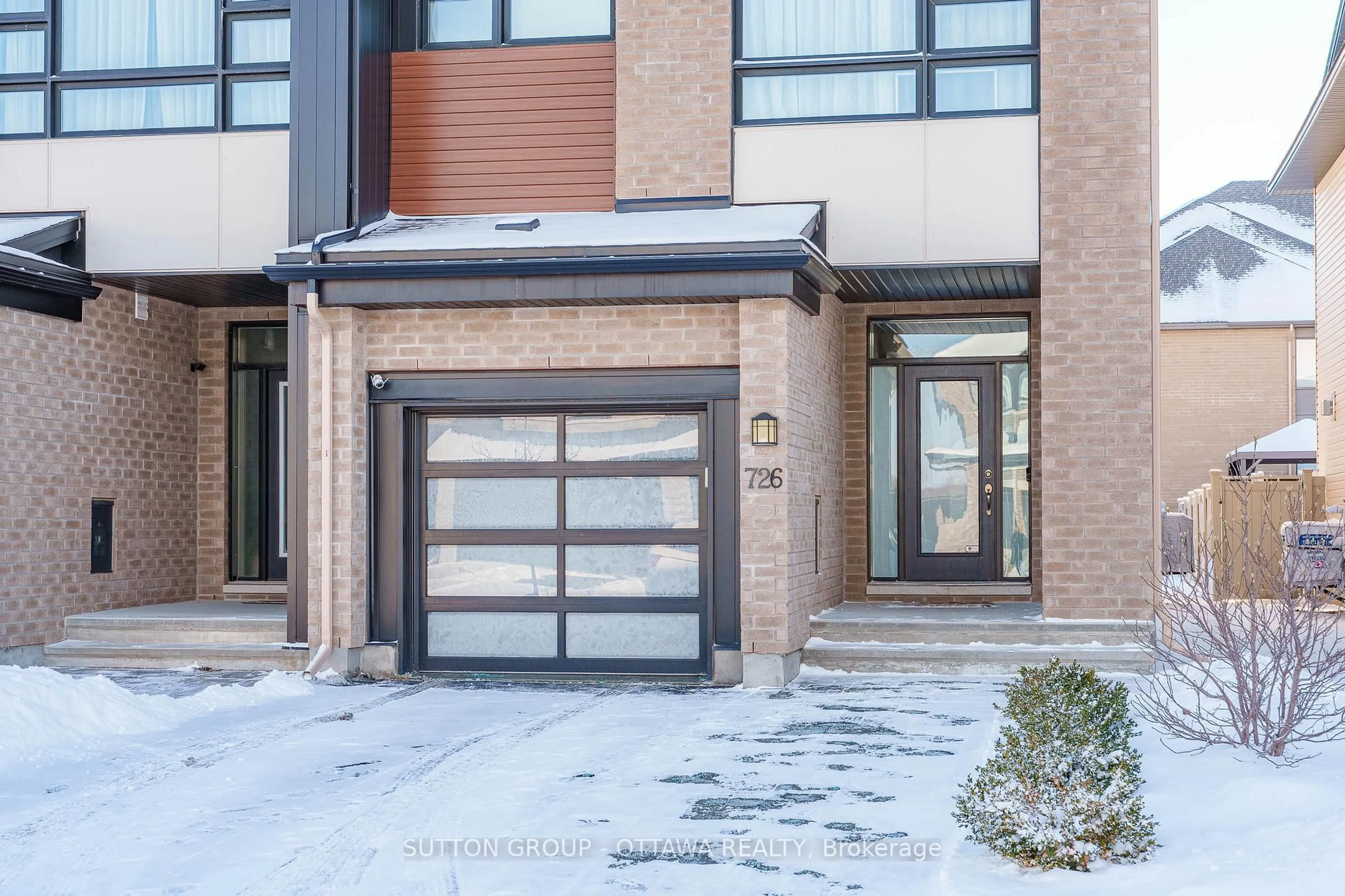 Home with brick exterior material, street for 726 Octave Grve, Ottawa Ontario K1X 0C7