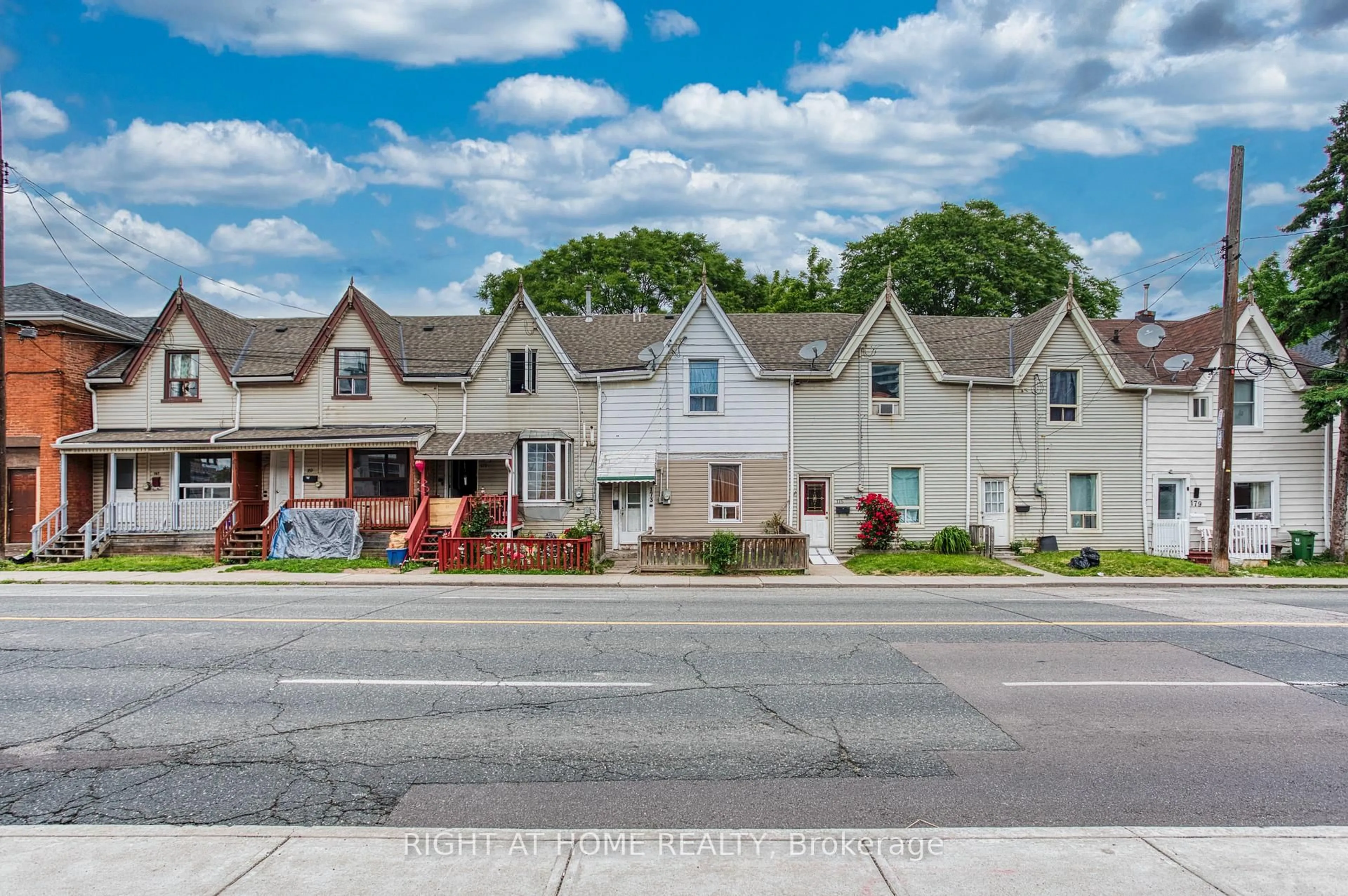 A pic from outside/outdoor area/front of a property/back of a property/a pic from drone, street for 171-173 Wilson St, Hamilton Ontario L8R 1E3