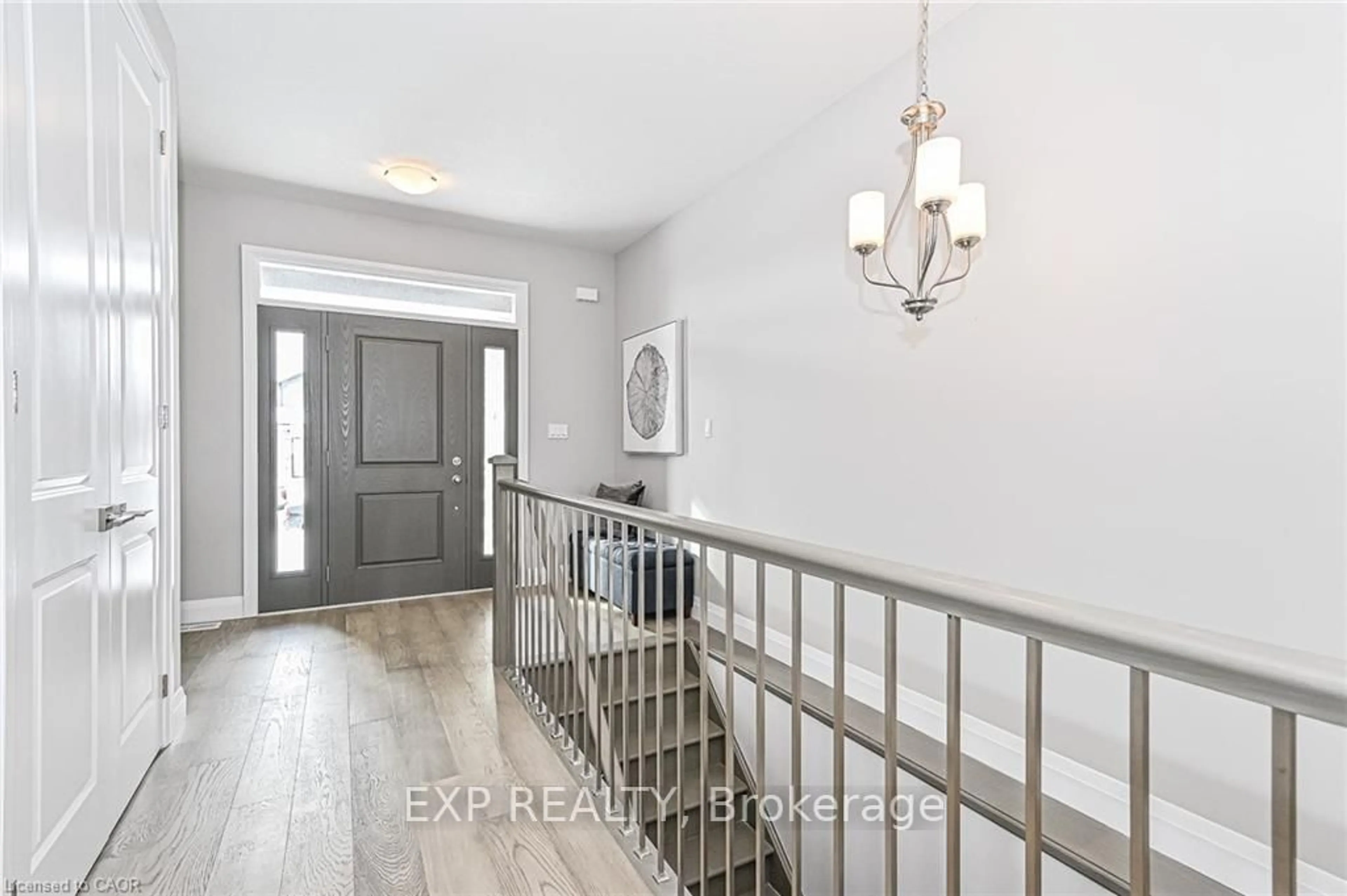 Indoor entryway for 43 Coulter St, Perth East Ontario N0K 1M0