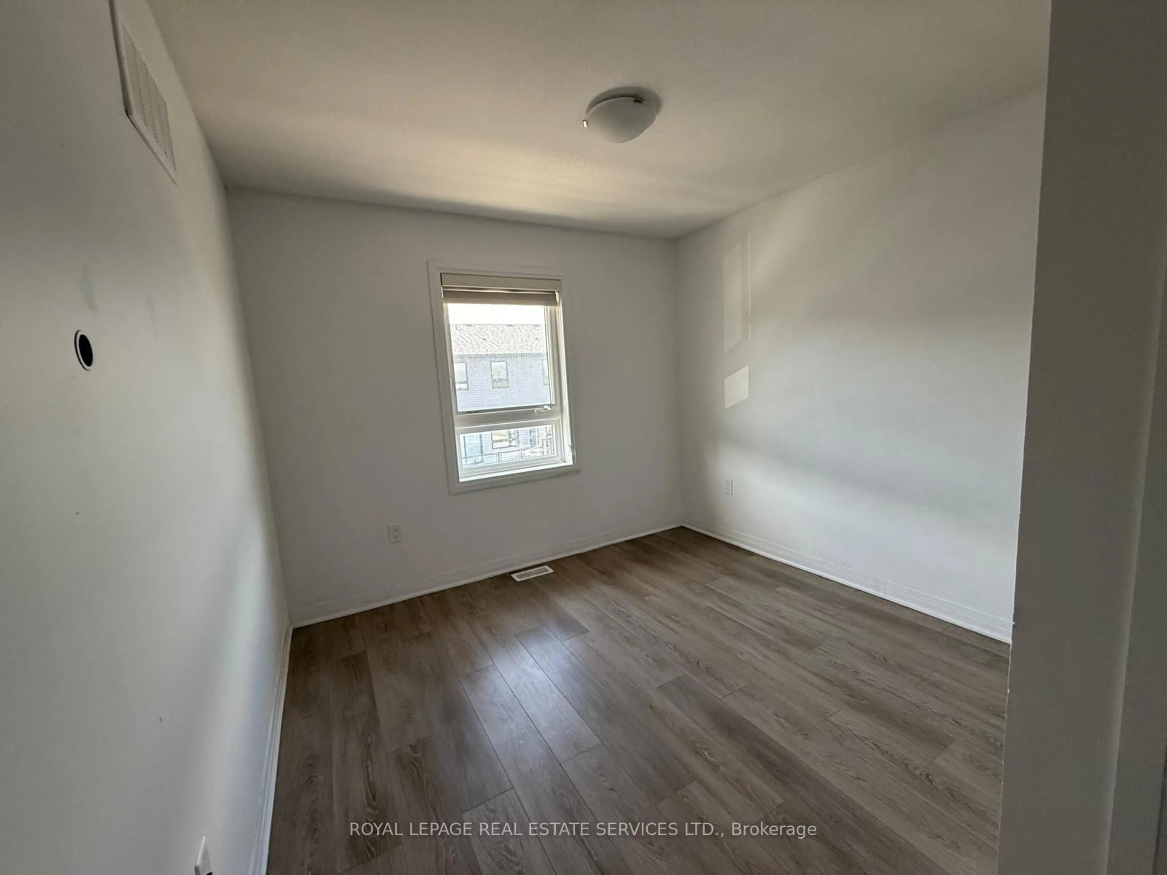 A pic of a room for 51 Sparrow Ave #70, Cambridge Ontario N1T 0E5