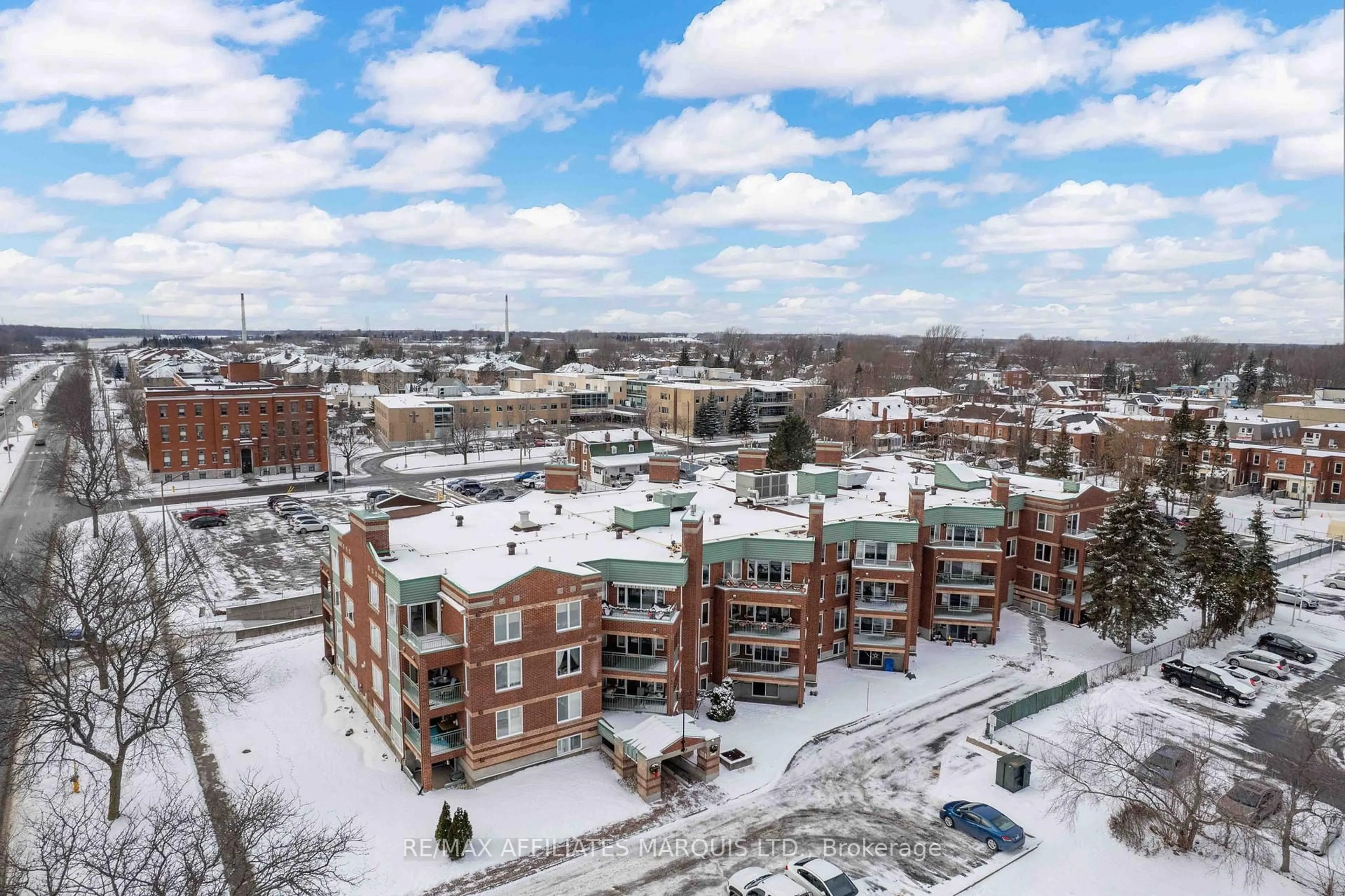 A pic from outside/outdoor area/front of a property/back of a property/a pic from drone, city buildings view from balcony for 121 Water St #411, Cornwall Ontario K6J 5T8
