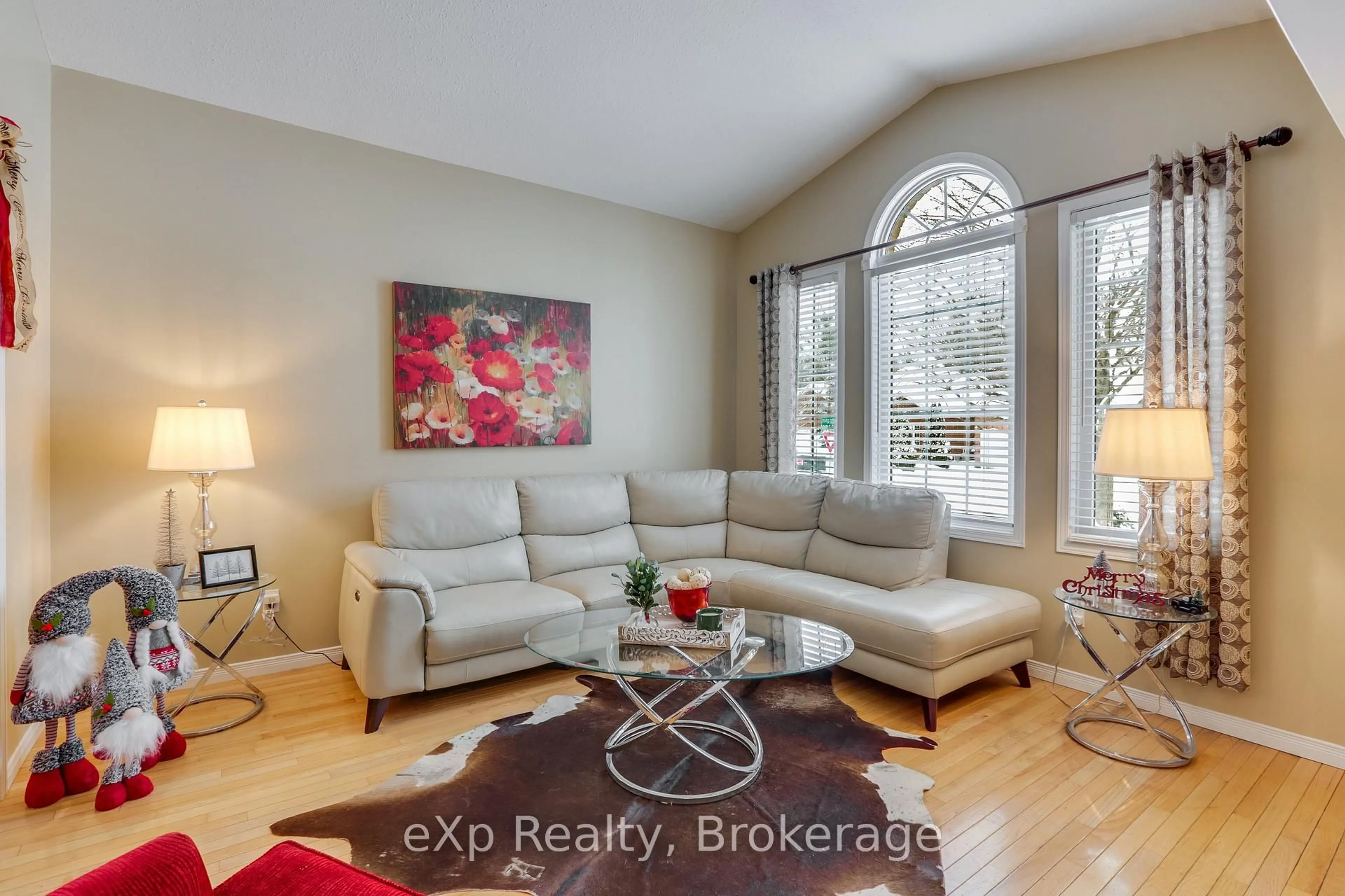 Living room with furniture, unknown for 547 Forest Creek Pl, London East Ontario N5Y 5T7