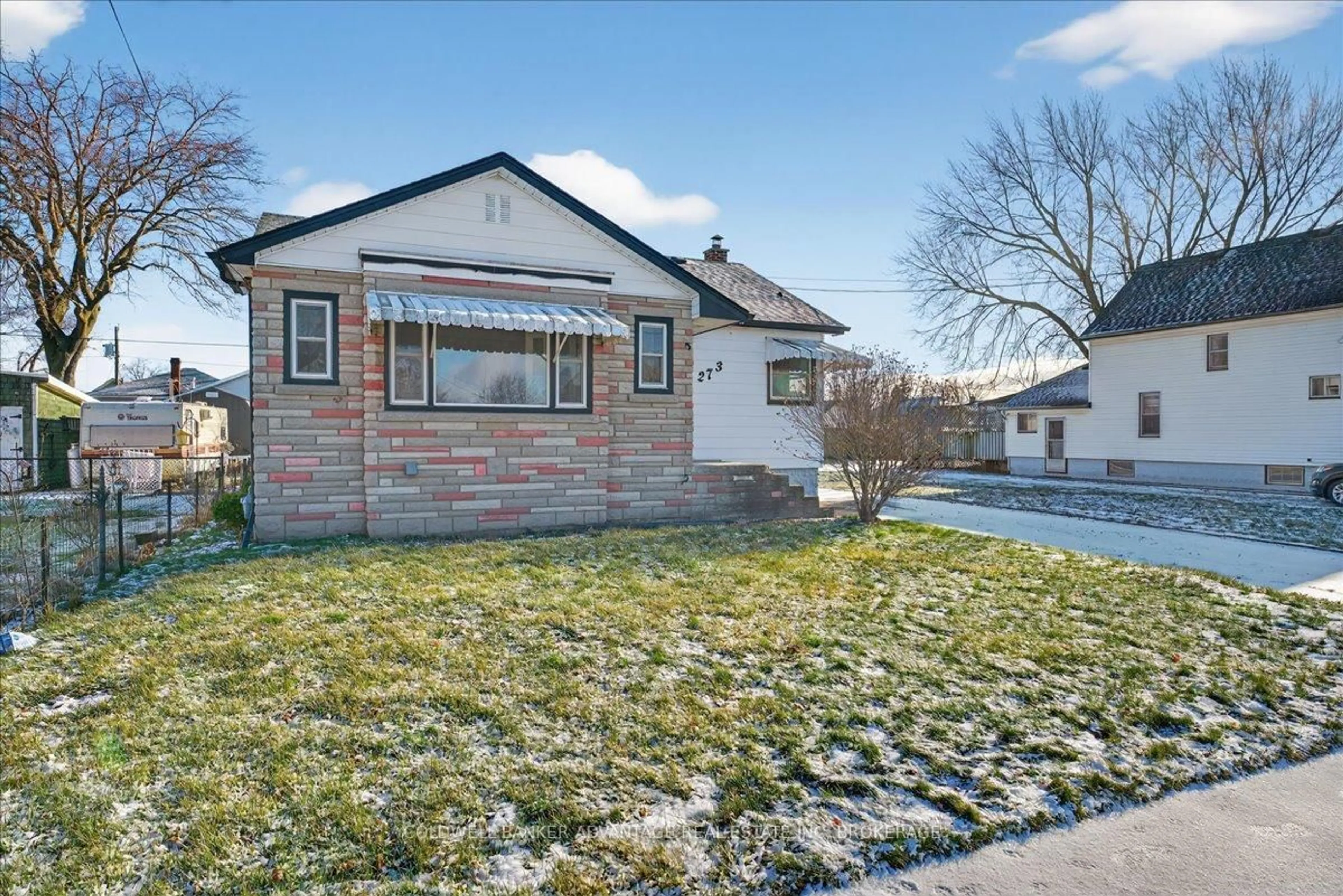 Home with brick exterior material, street for 273 Humboldt Pkwy, Port Colborne Ontario L3K 2H7